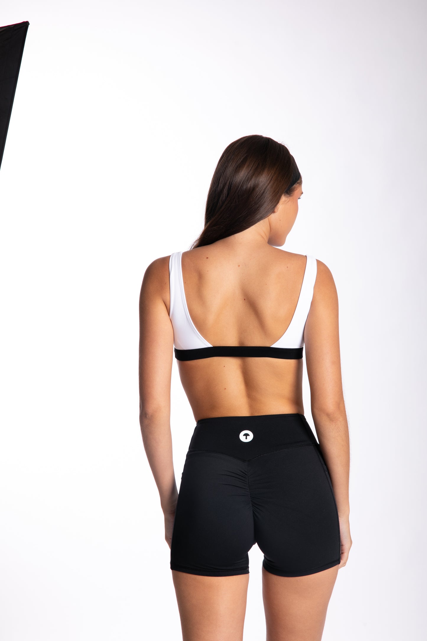 THE AMANDA TOP - BLACK
