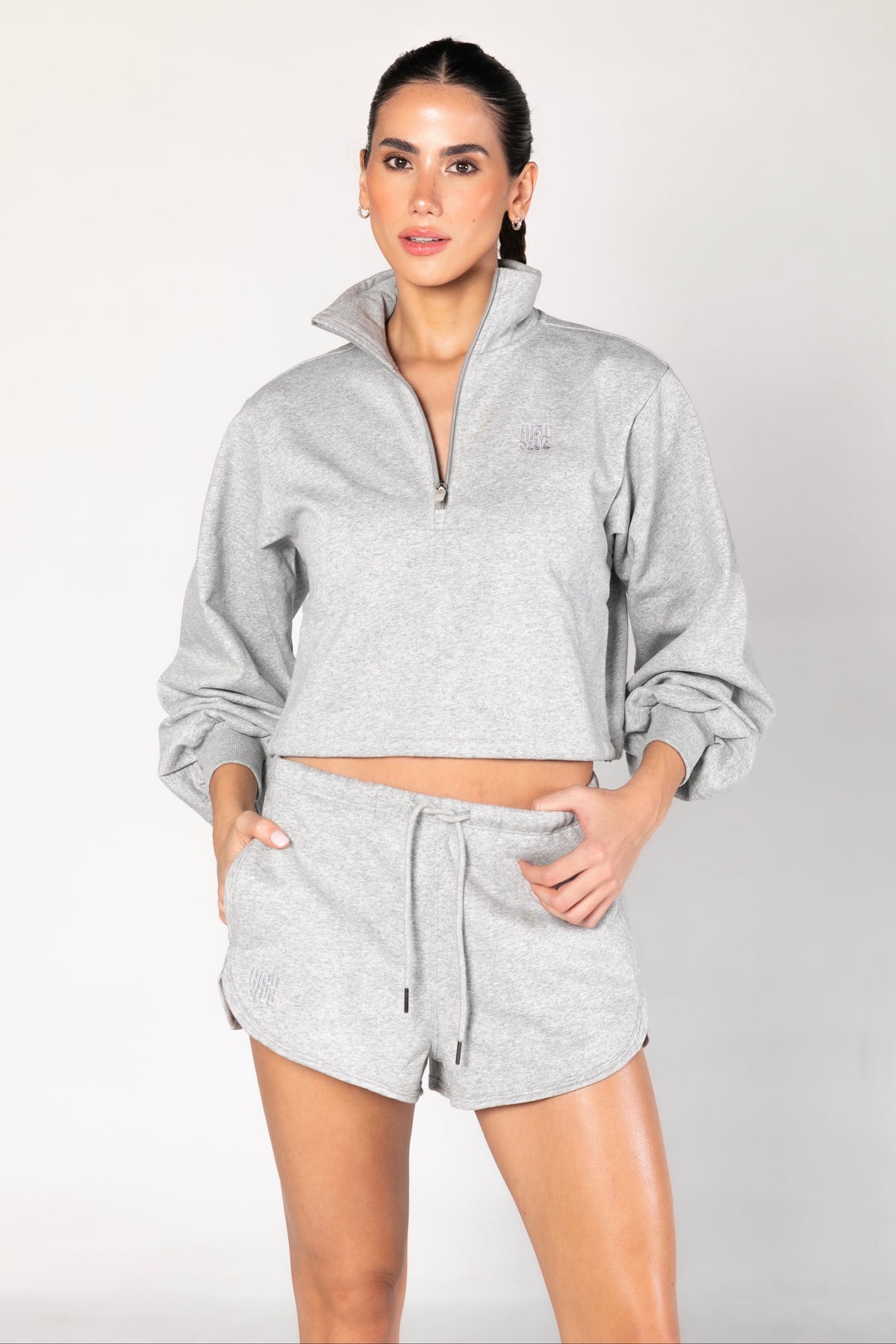 THE JACKIE SET / GREY