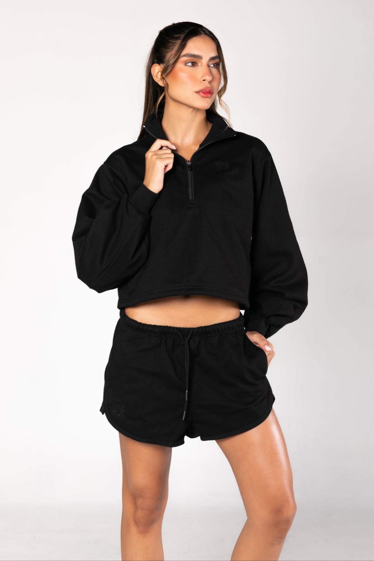 THE JACKIE SET / BLACK