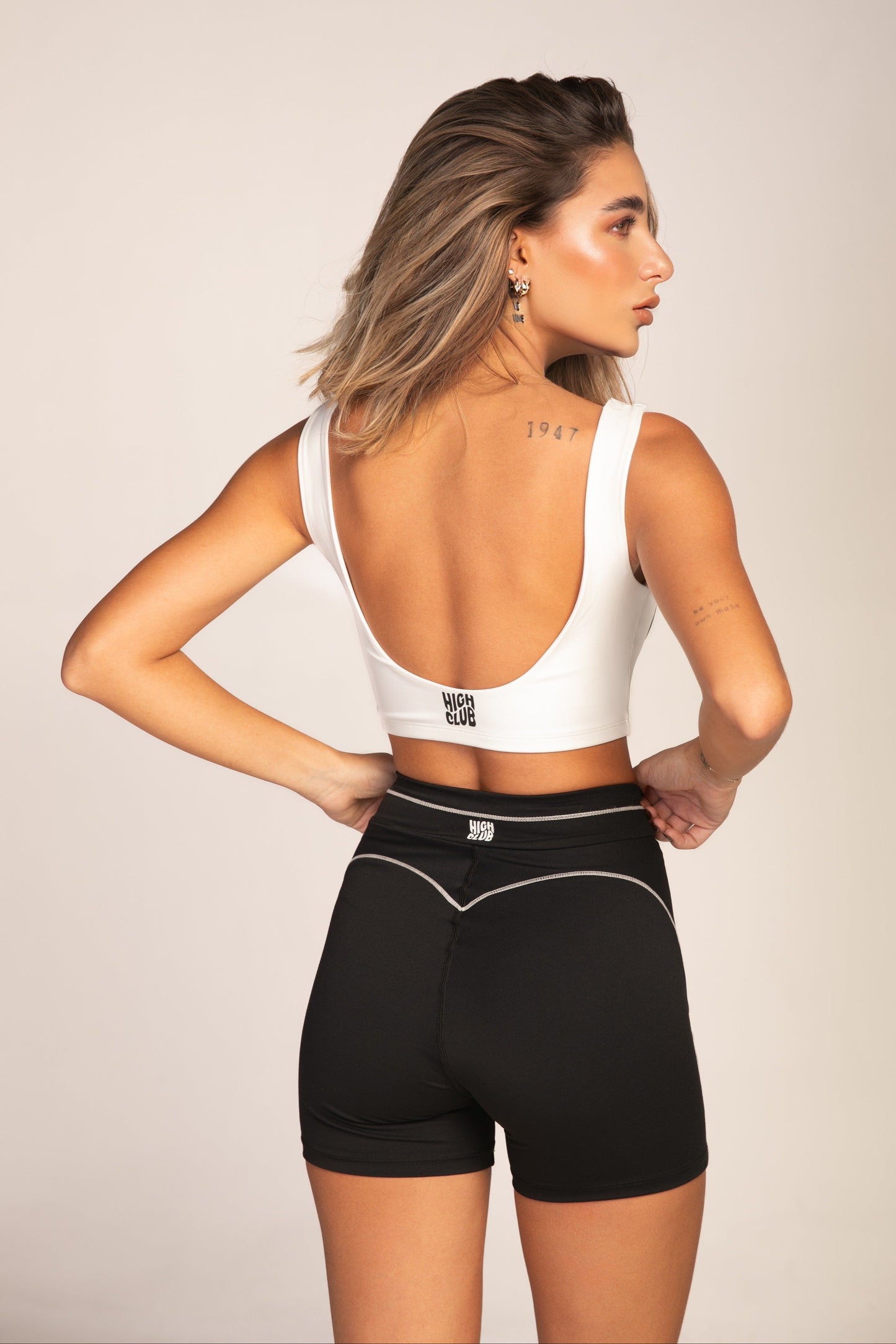 LOS PANTALONES CORTOS CLÁSICOS / AZUL POLVOROSO