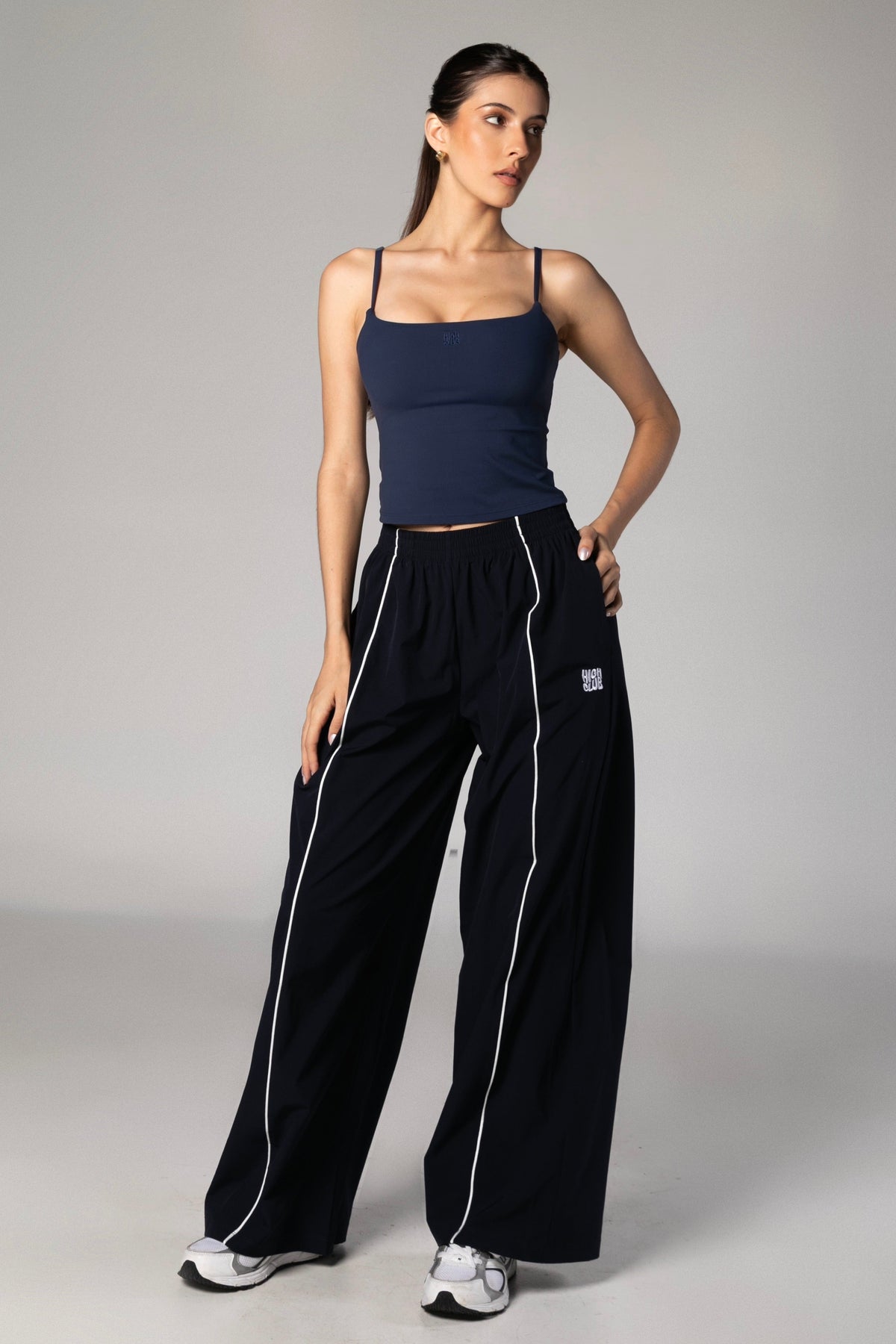 LOS PANTALONES ELSA / NEGRO