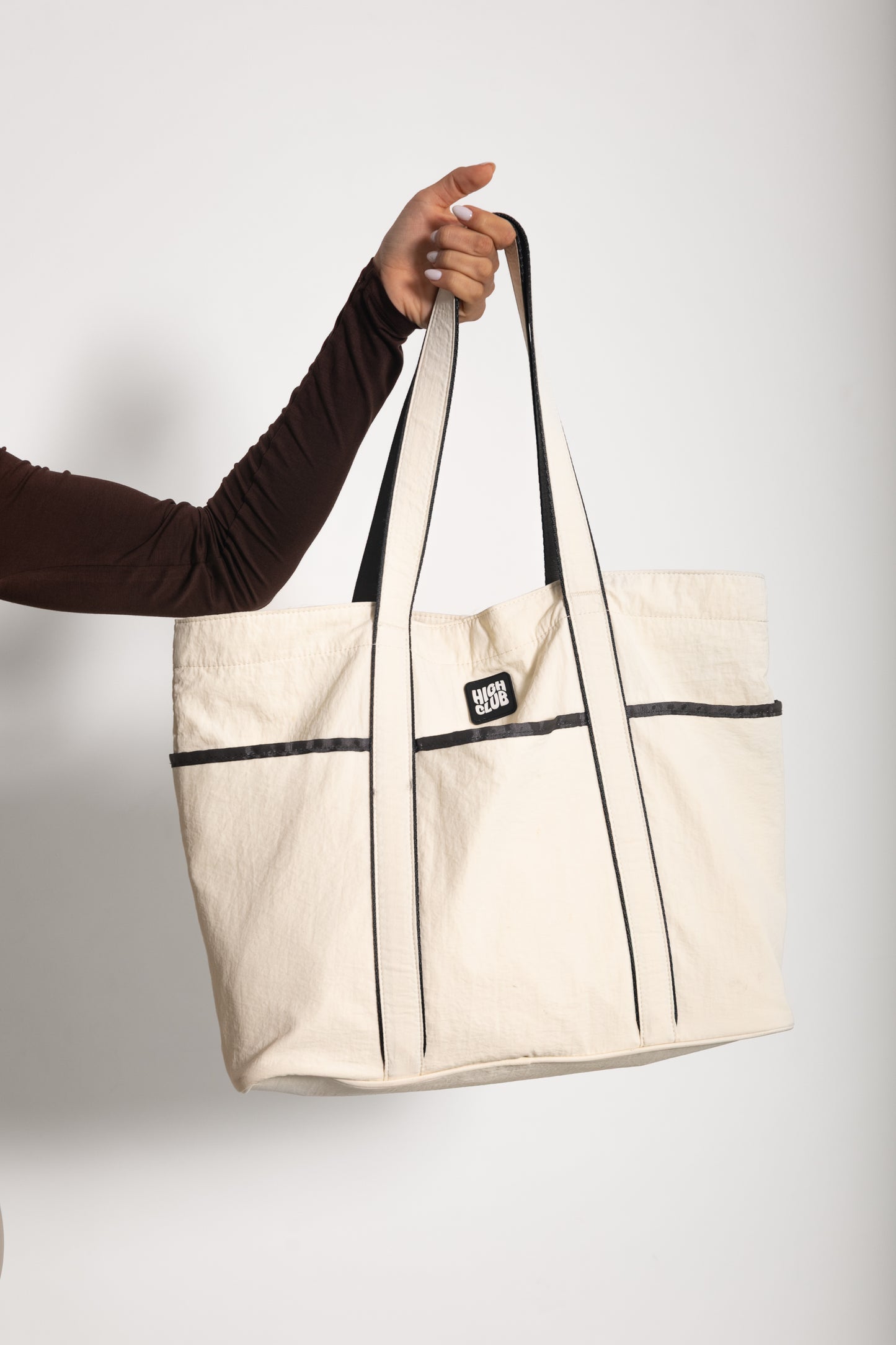 THE WATERPROOF TOTE BAG / IVORY