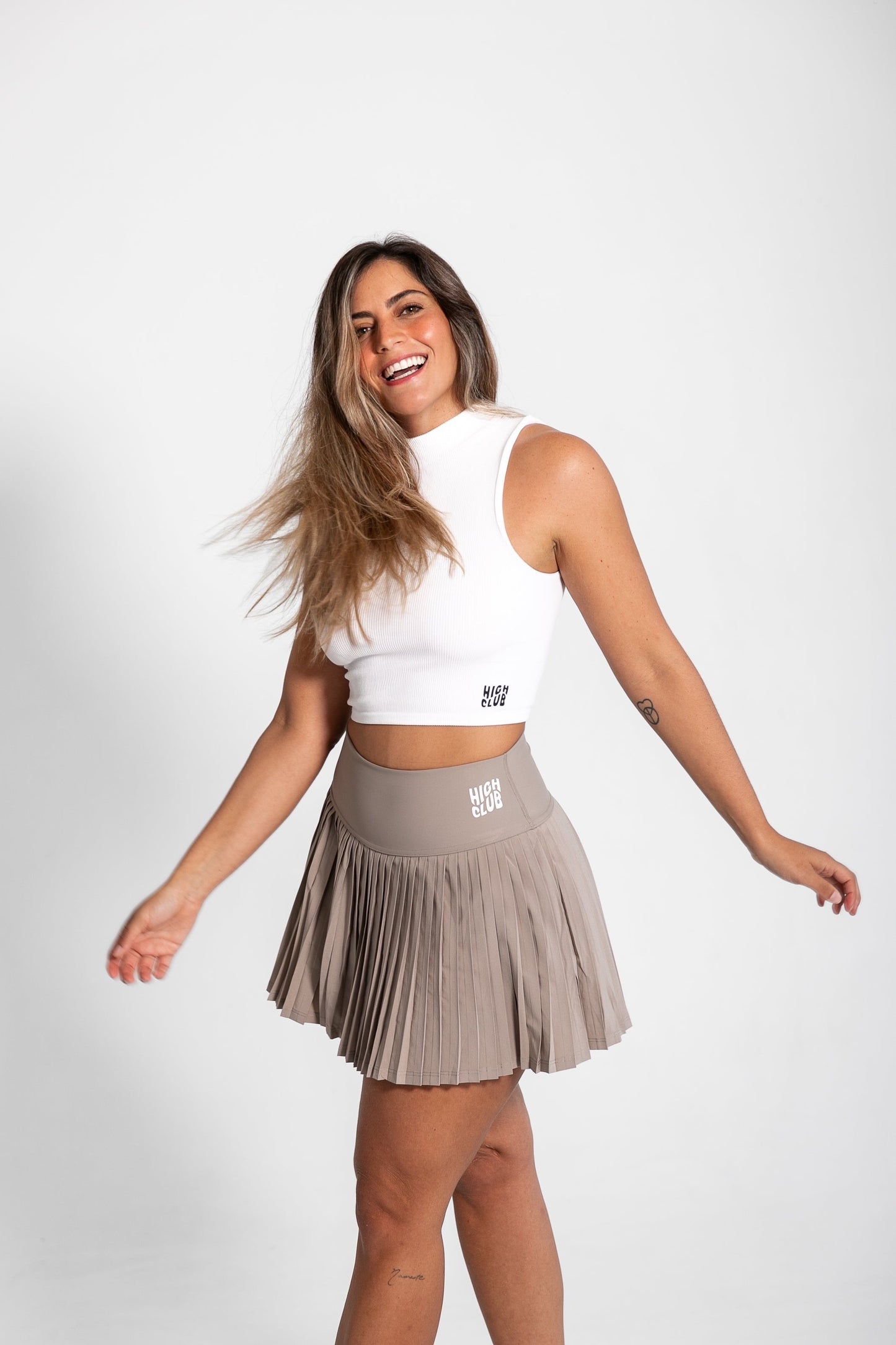 HIGH NECK SARAH CROP TOP / WHITE