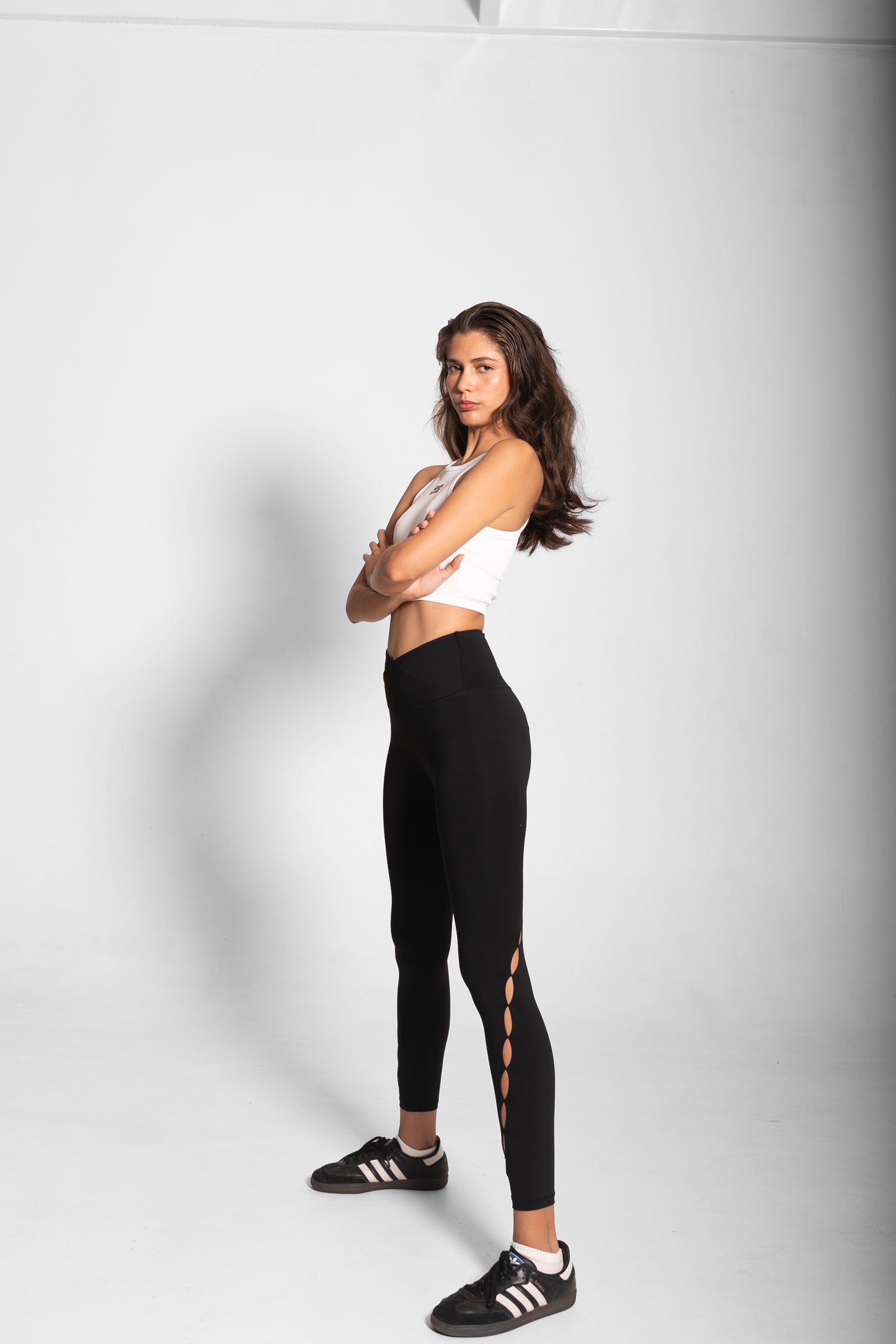 THE SCULPTING LASER LEGGINGS / BLACK