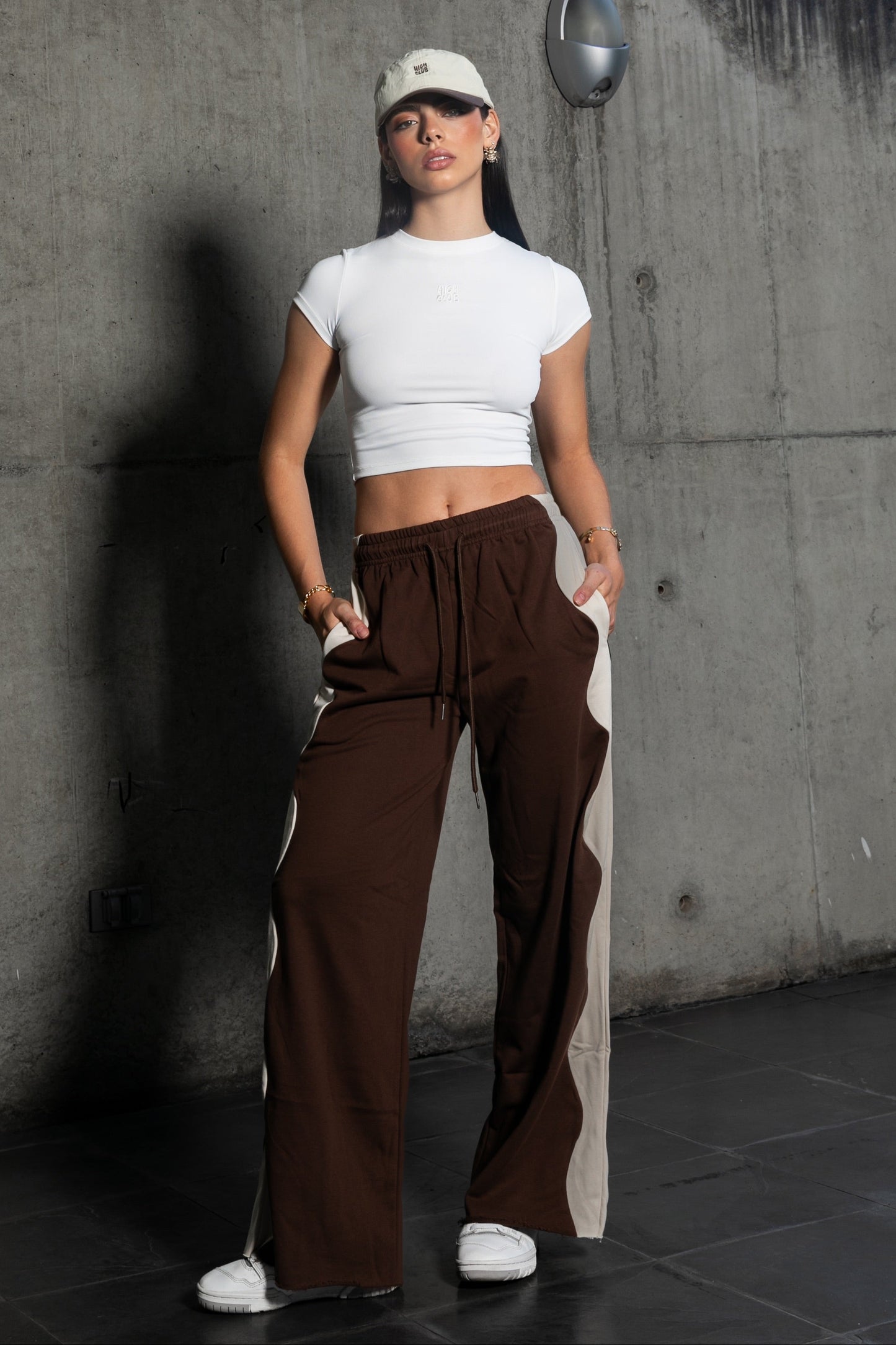 THE WAVY PALAZZO PANTS / ESPRESSO