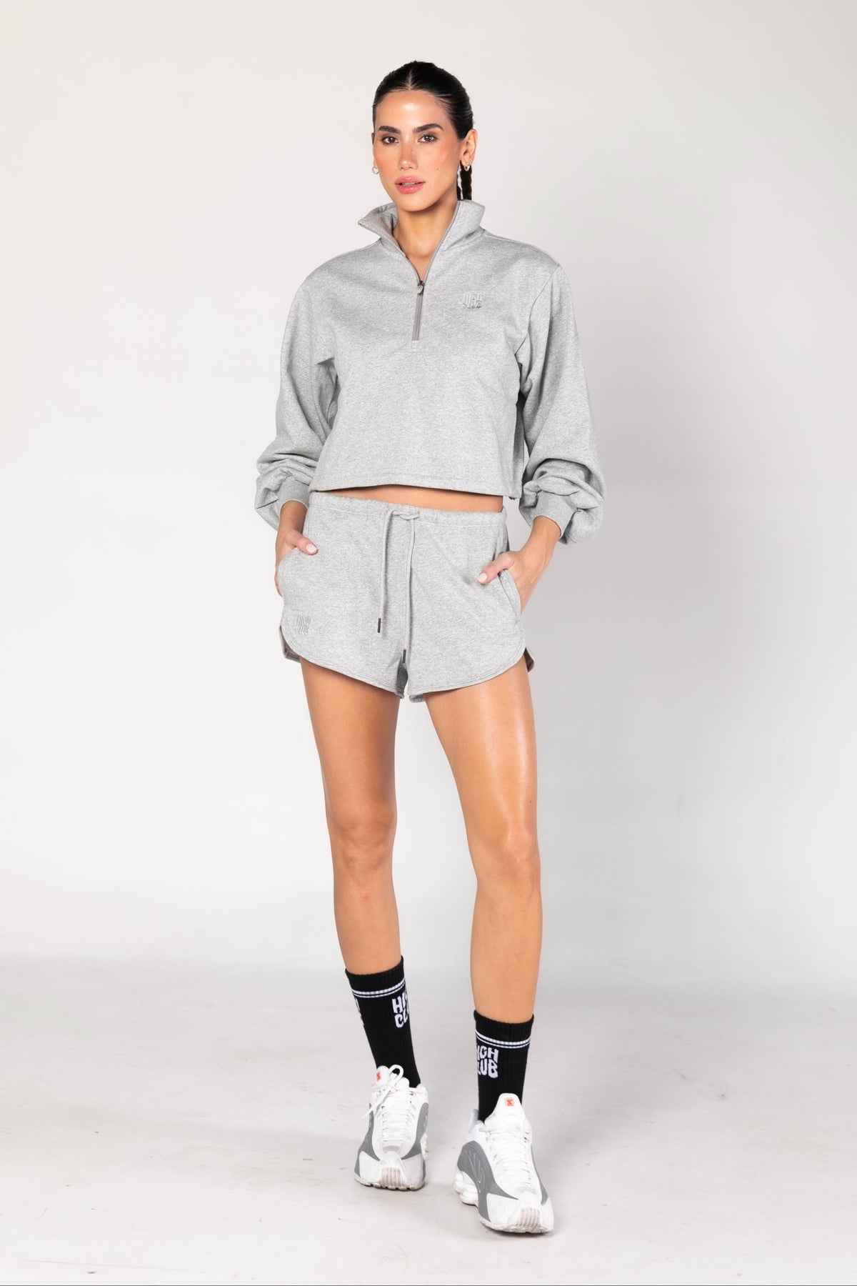 THE JACKIE SET / GREY