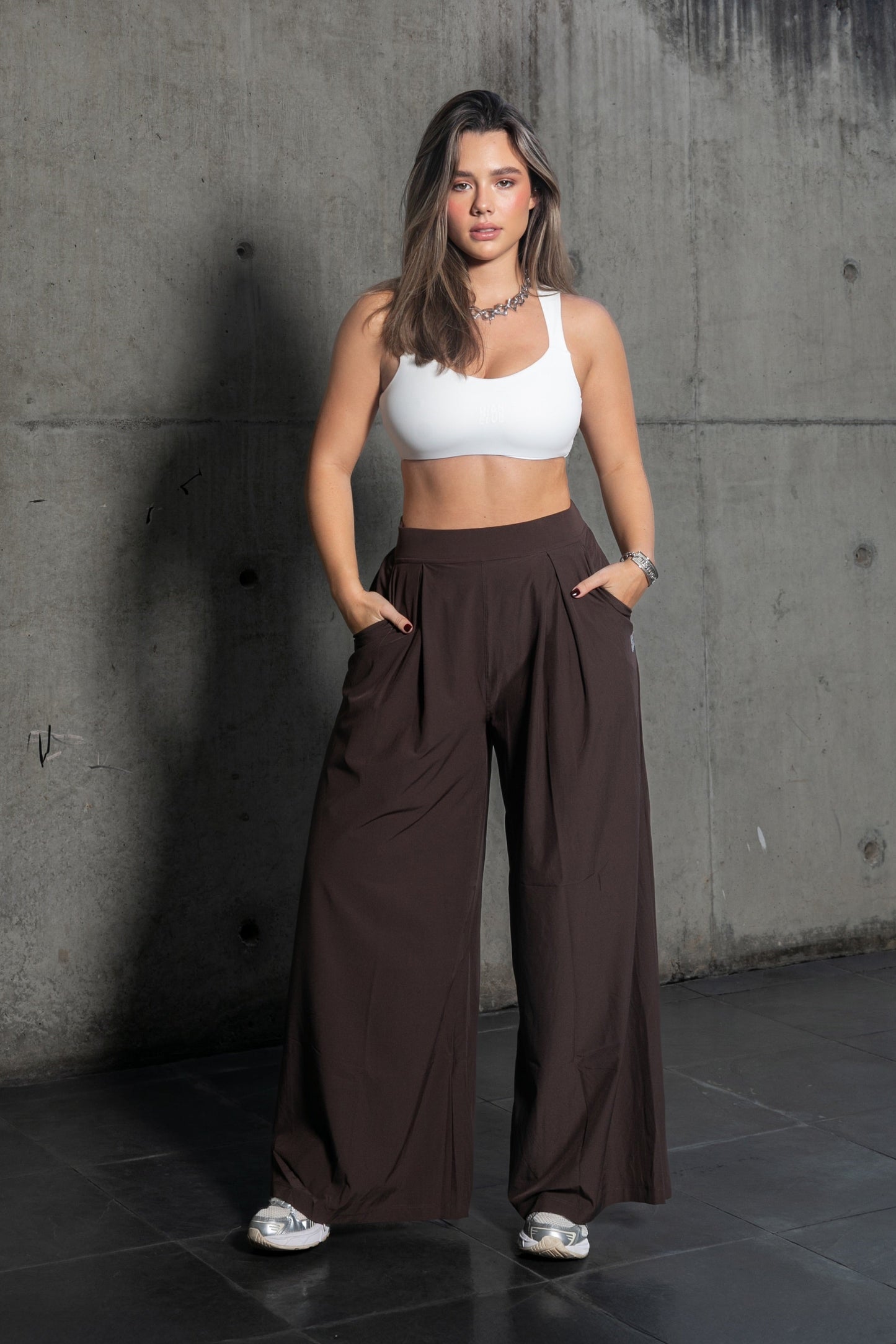 THE ARIEL TOP - WHITE