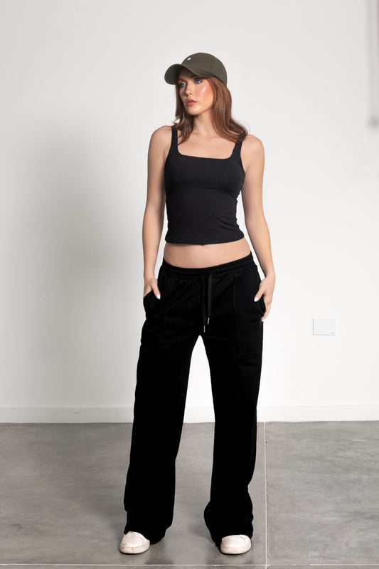 THE IRIS SET / BLACK