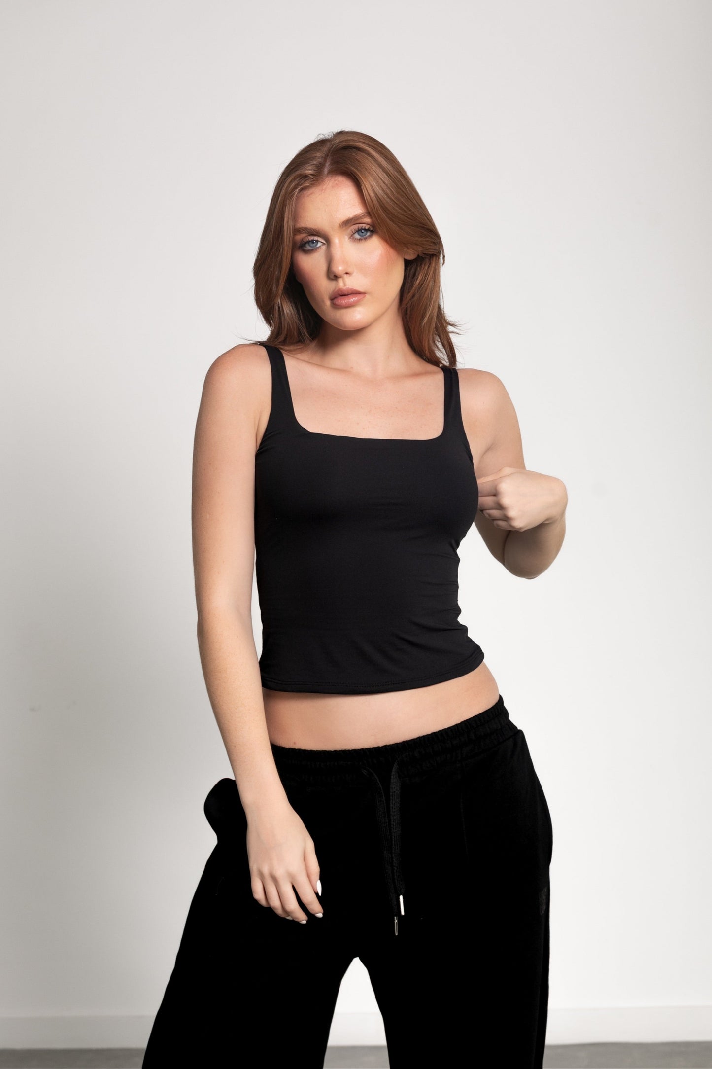 THE IRIS SET / BLACK