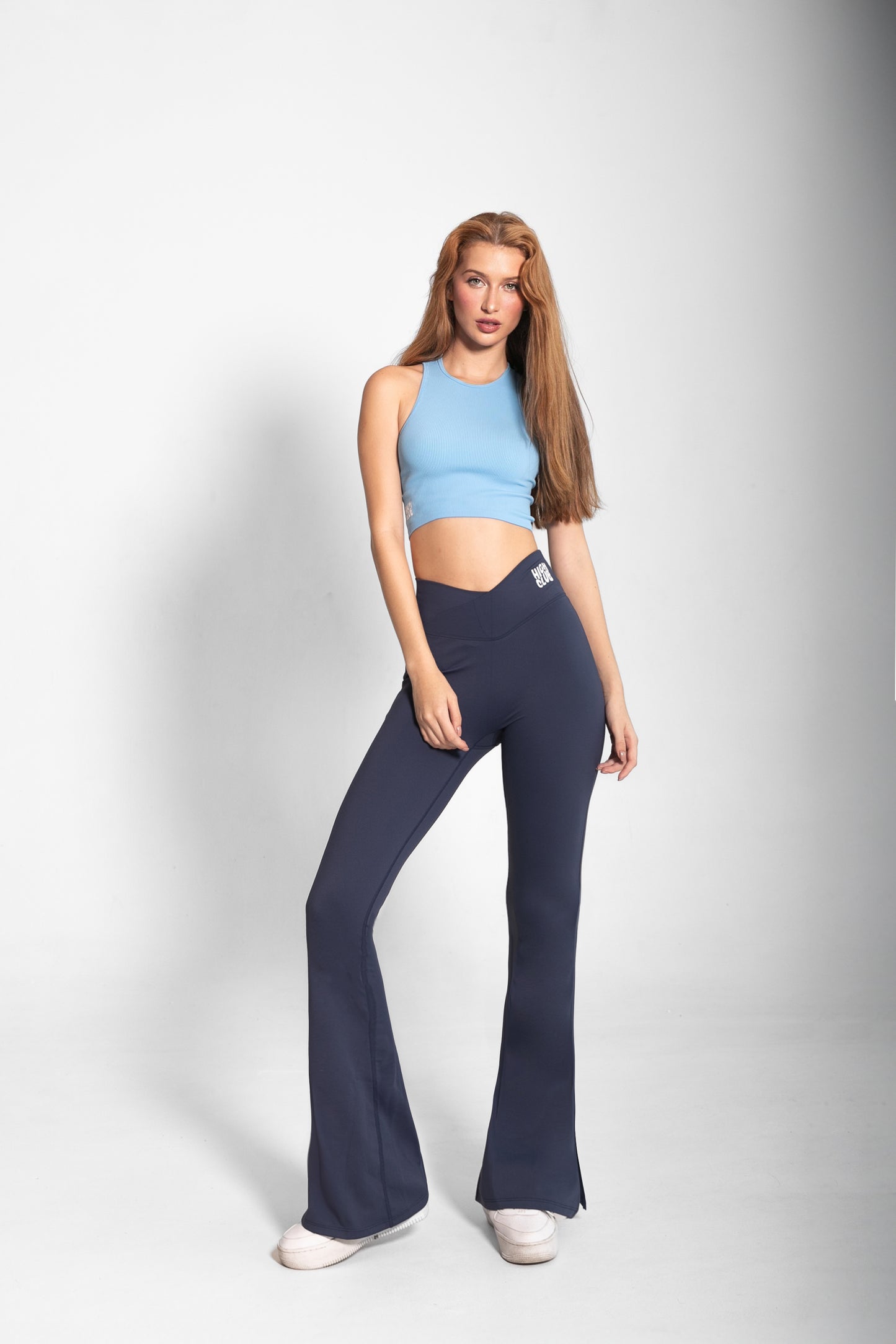 THE SCULPTING FLARE SIDE-SLIT LEGGINGS / NAVY BLUE