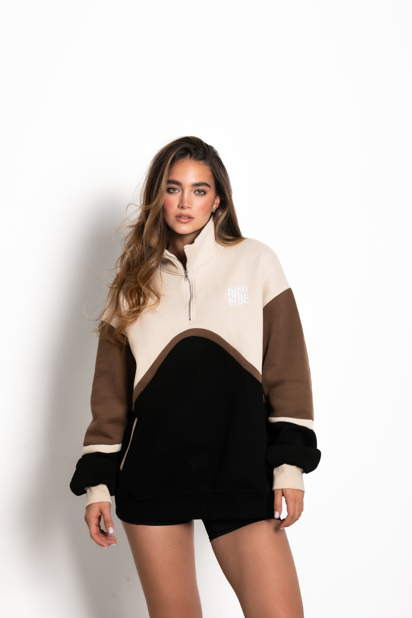 THE COLOR-BLOCK UNISEX SWEATER / BLACK & BROWN