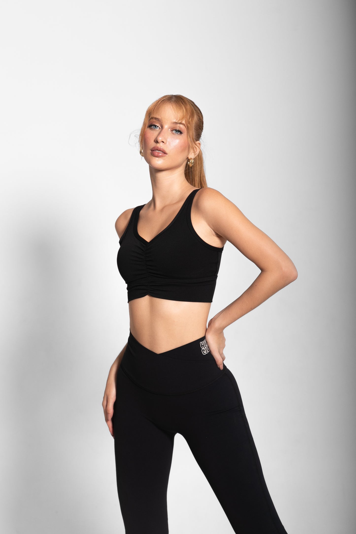 THE MAKI TOP / BLACK