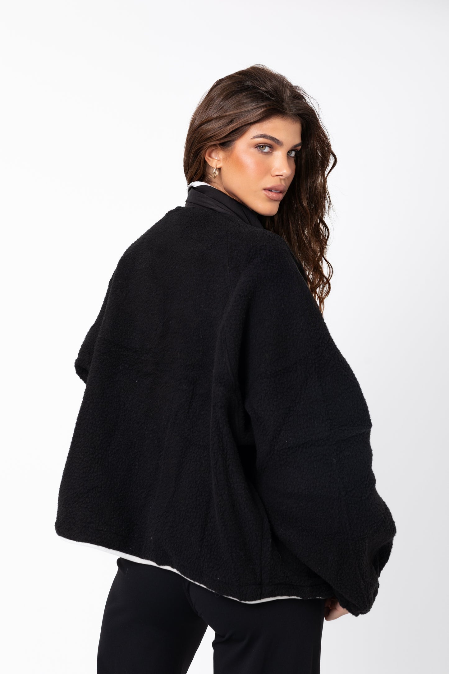 THE SHERPA JACKET / BLACK & WHITE