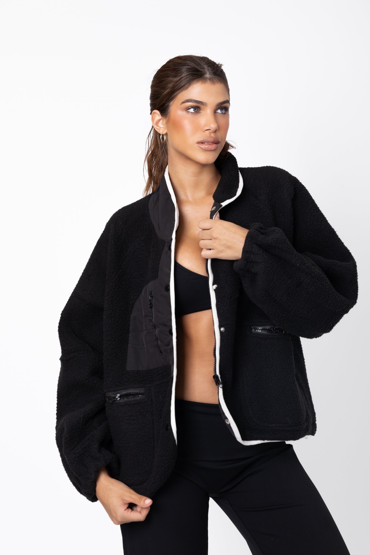 THE SHERPA JACKET / BLACK & WHITE