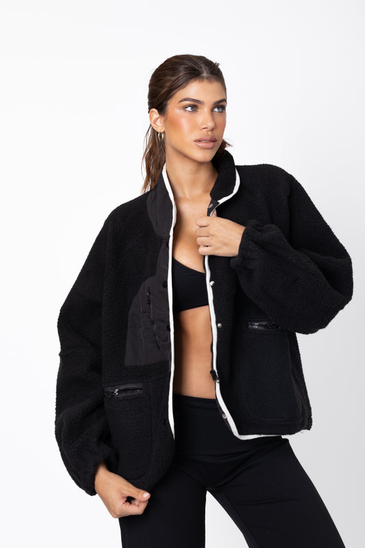 THE SHERPA JACKET / BLACK & WHITE