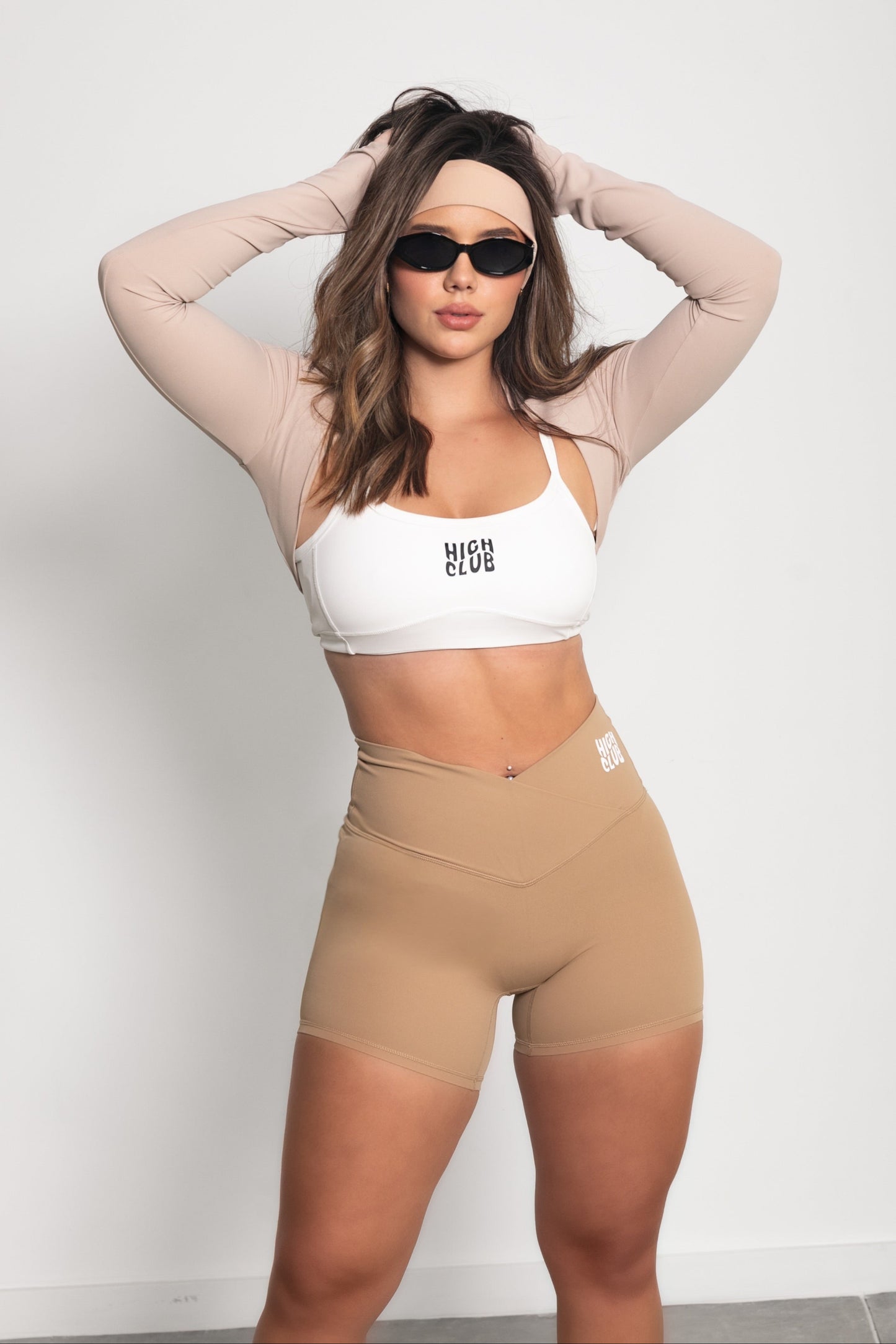 LOS SHORT ESCULPIDORES CLÁSICOS / BEIGE 