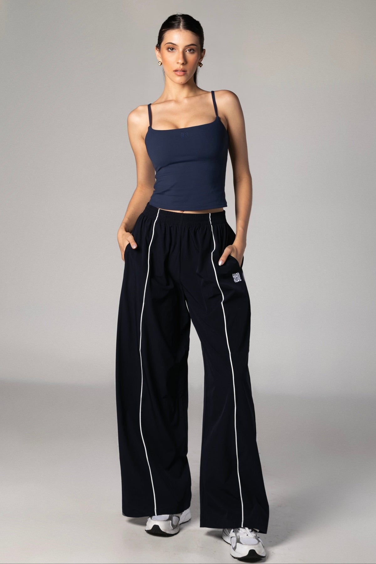 LOS PANTALONES ELSA / NEGRO