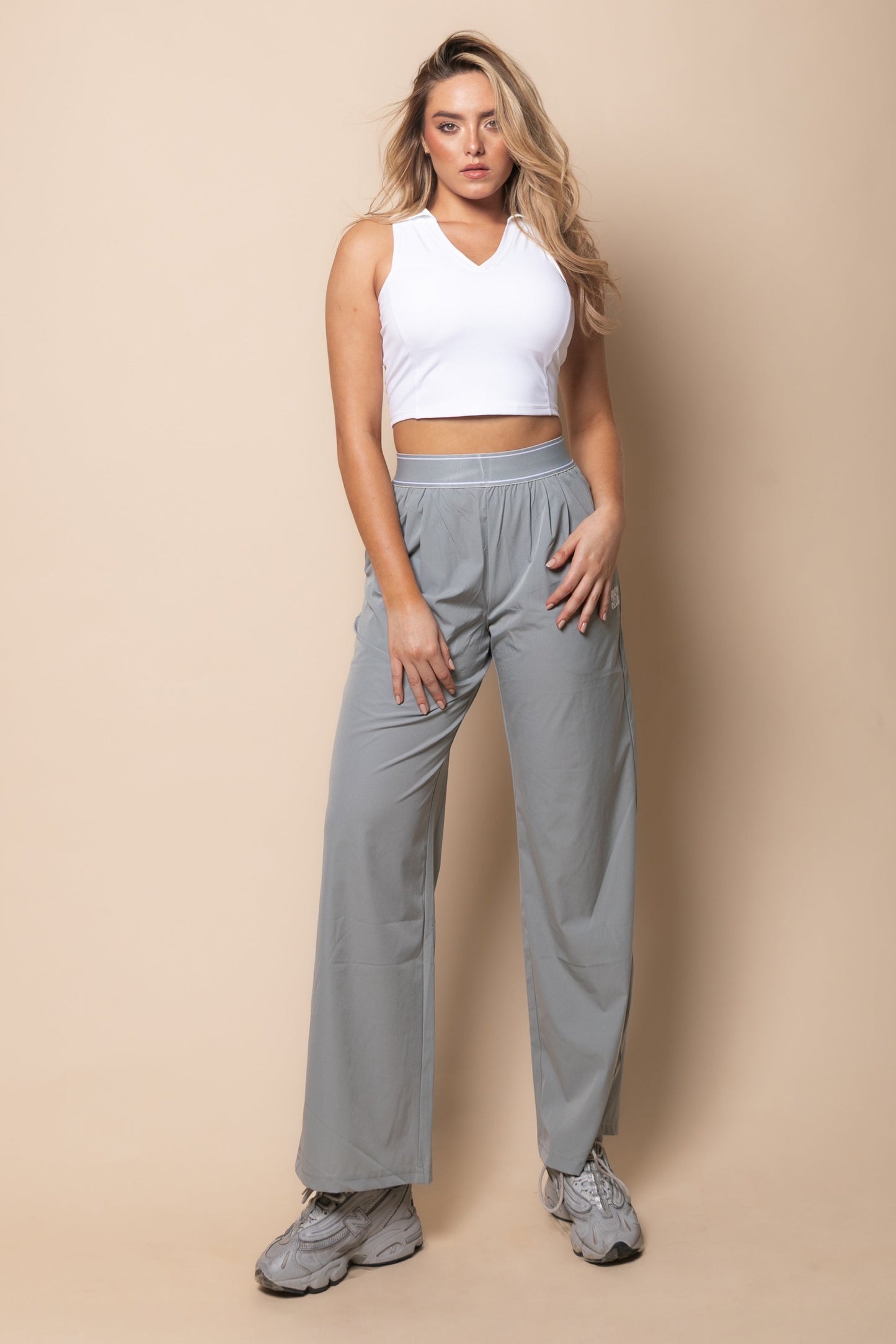 LOS PANTALONES ELSA / NEGRO