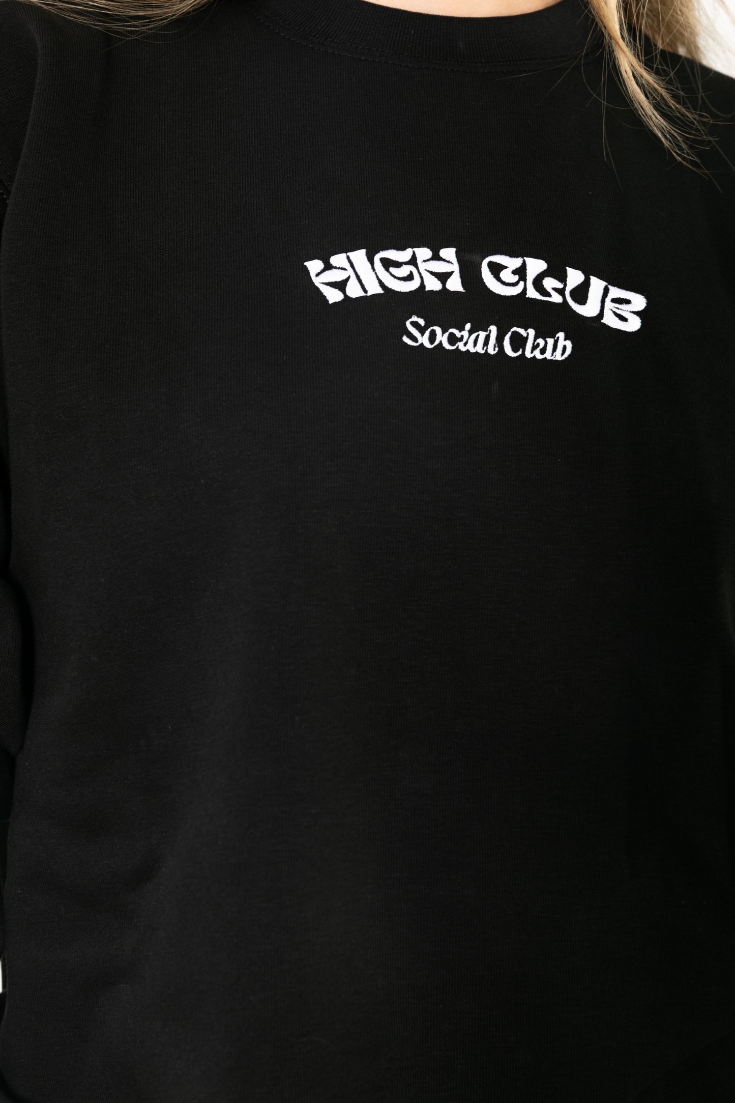 THE SOCIAL CREW NECK SWEATER / BLACK