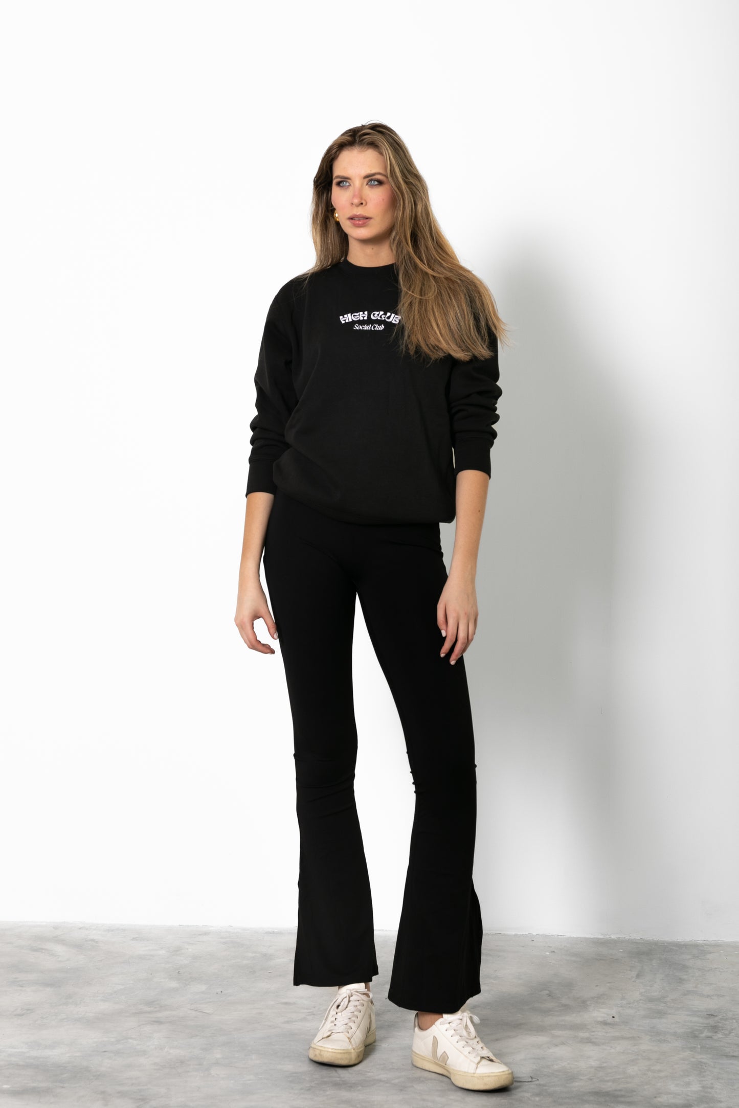 THE SOCIAL CREW NECK SWEATER / BLACK