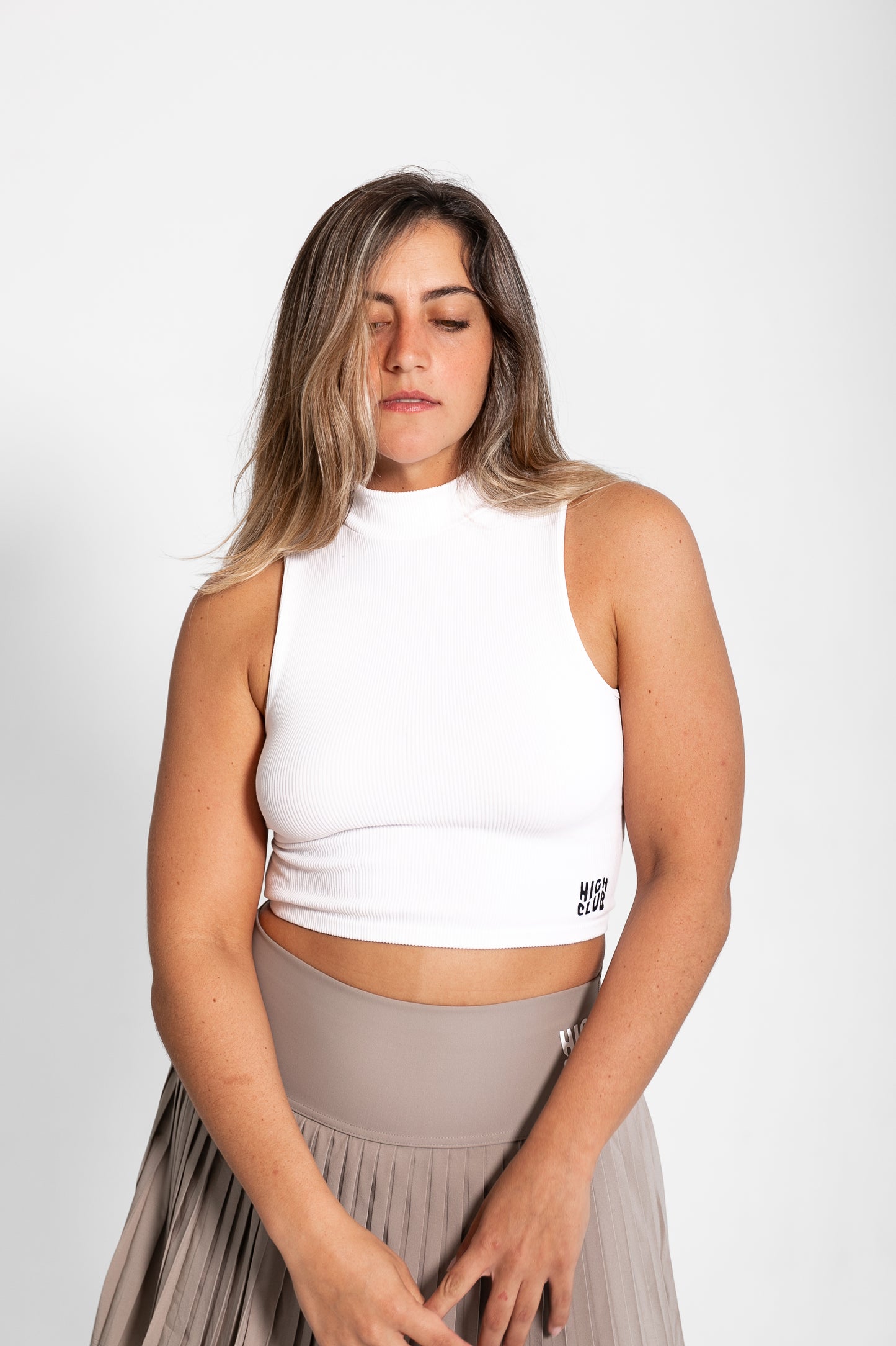 HIGH NECK SARAH CROP TOP / WHITE