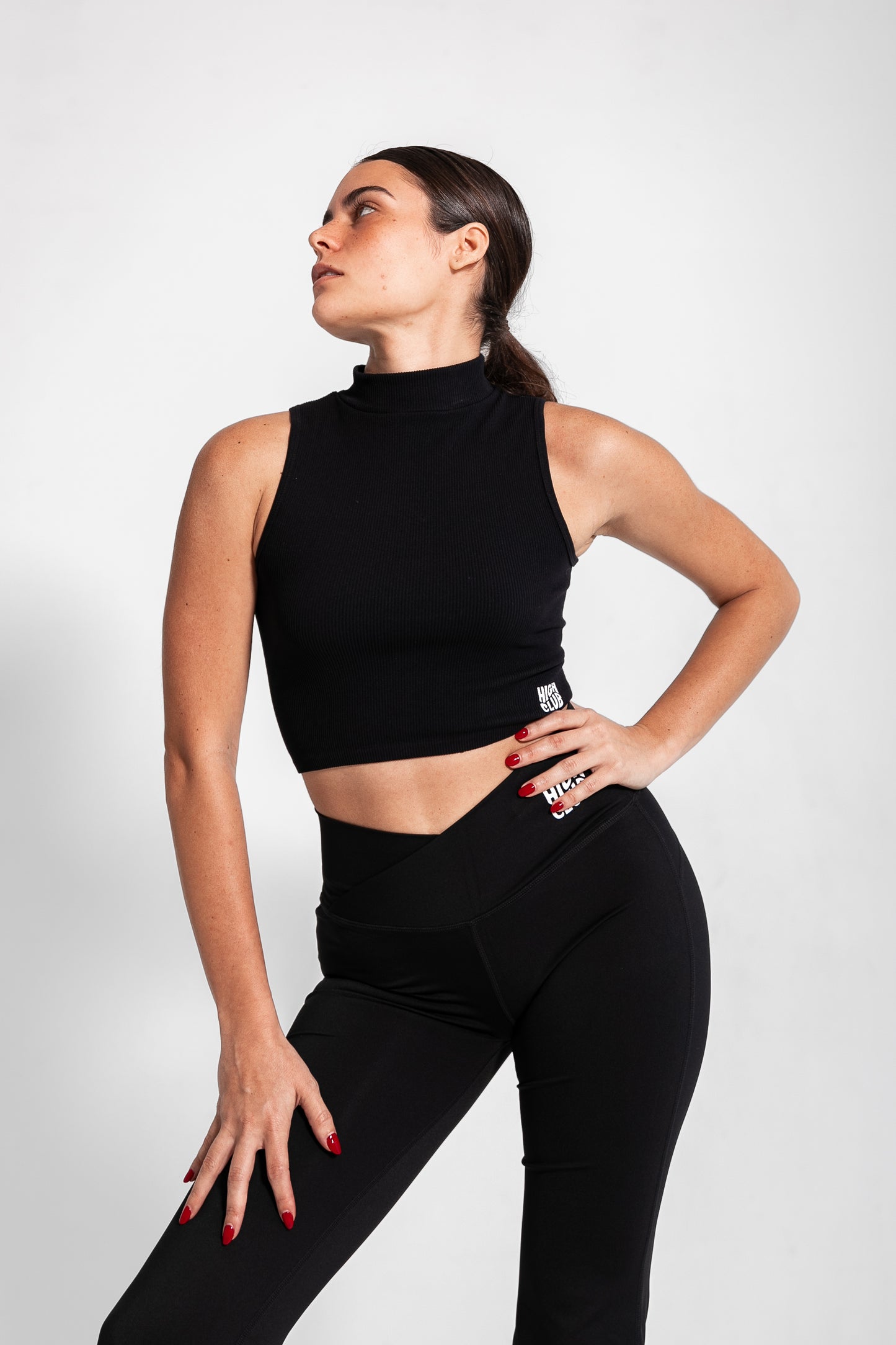 HIGH NECK SARAH CROP TOP / BLACK