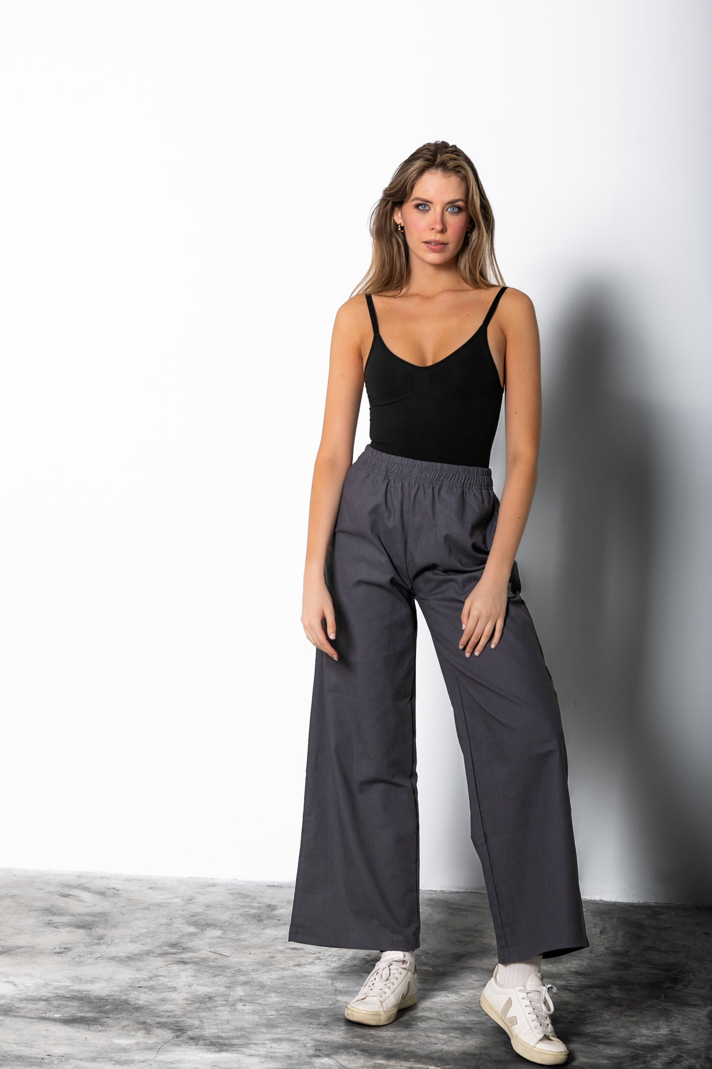 THE WIDE LEG PANTS / GREY