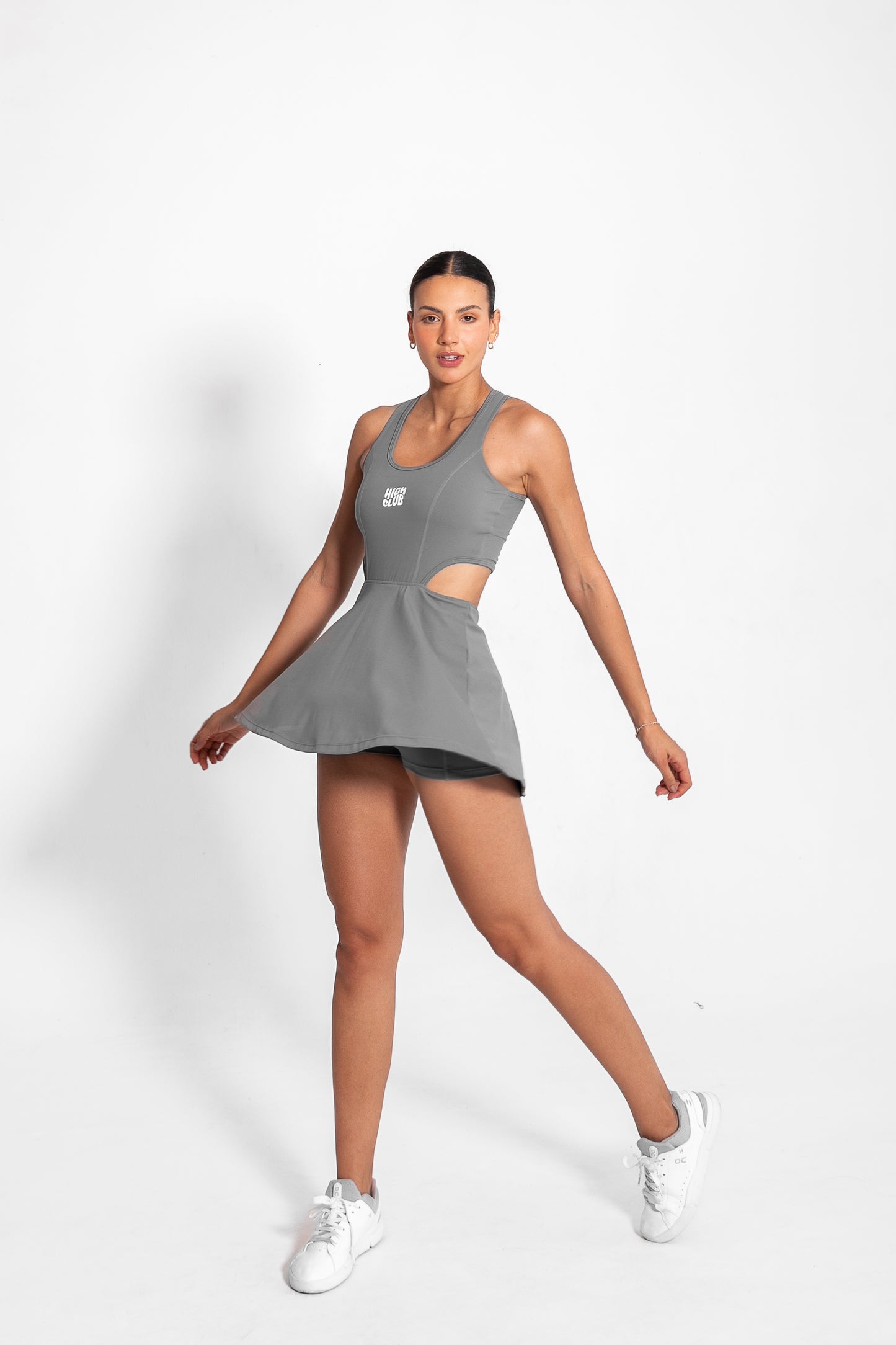 THE TENNIS BABE DRESS / GREY