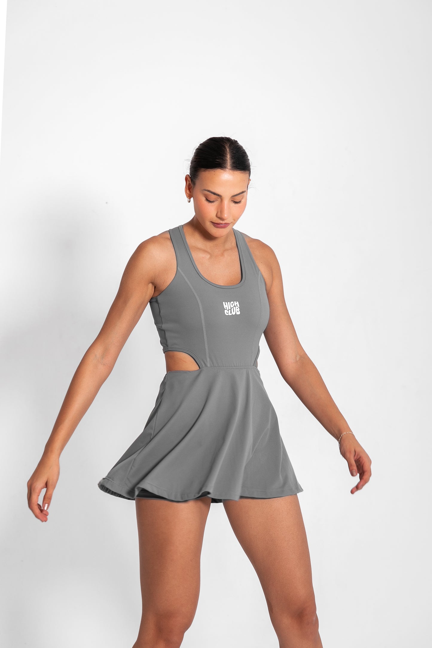 THE TENNIS BABE DRESS / GREY