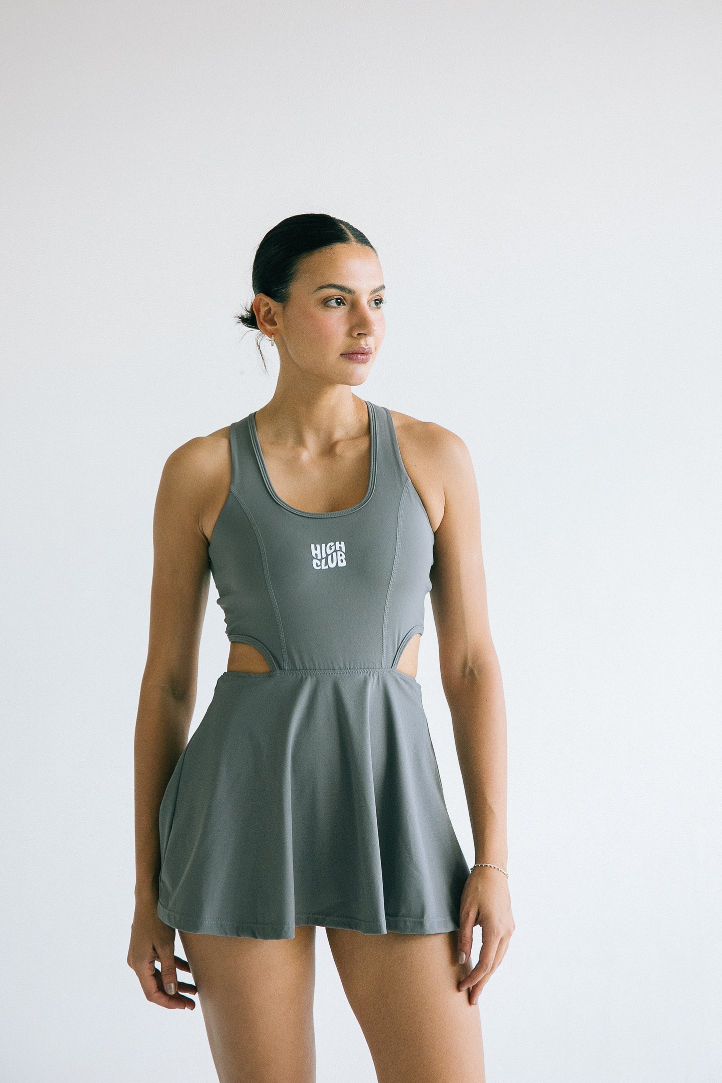 THE TENNIS BABE DRESS / GREY