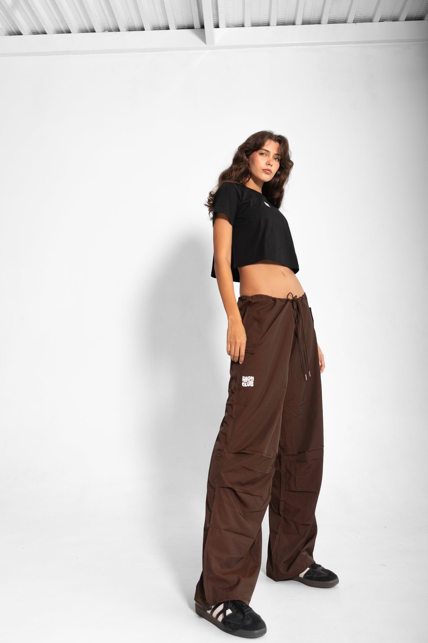 THE TRAVEL PANTS / CHOCOLATE