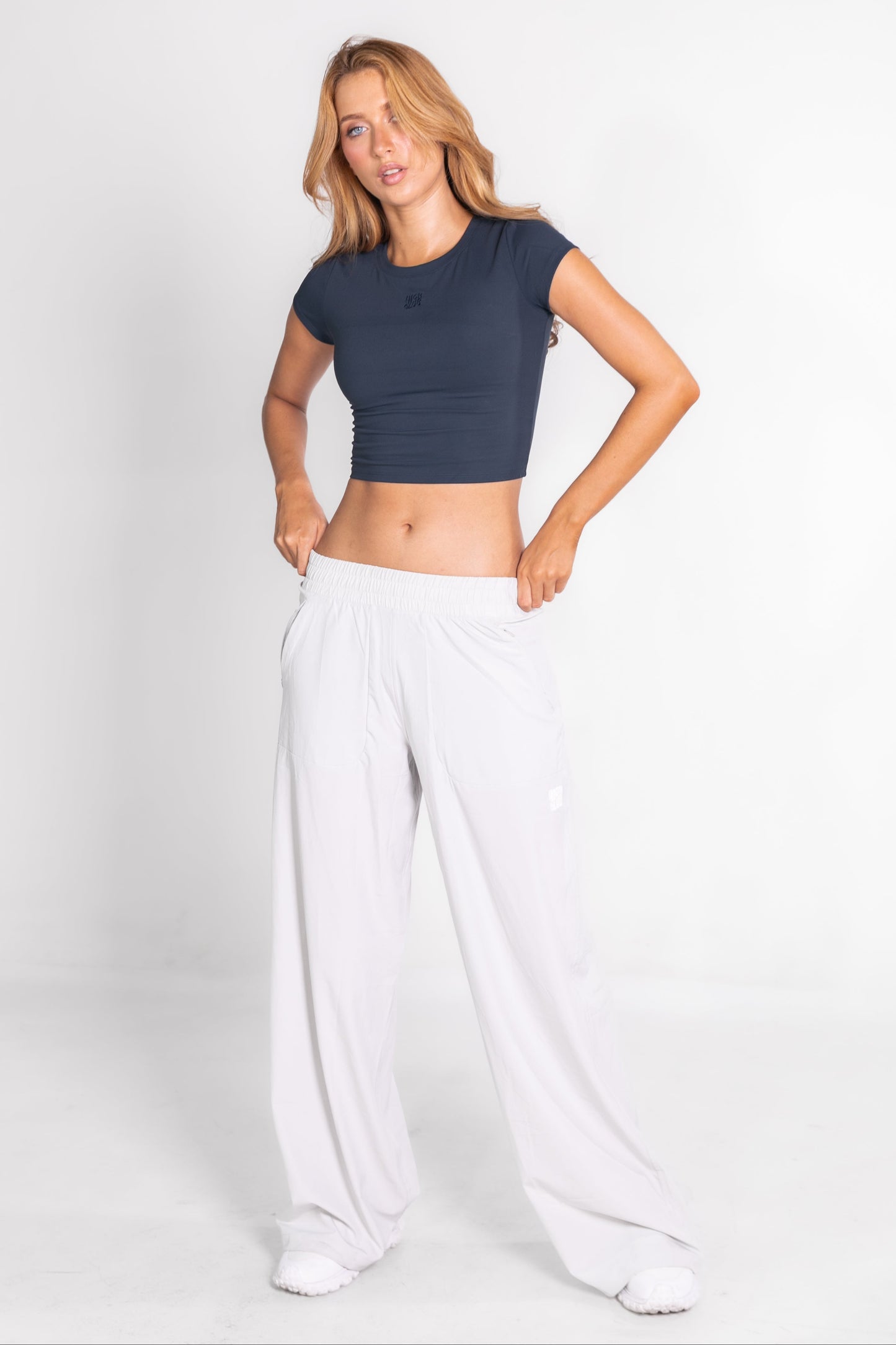 THE JESSIE PANTS - LIGHT GREY