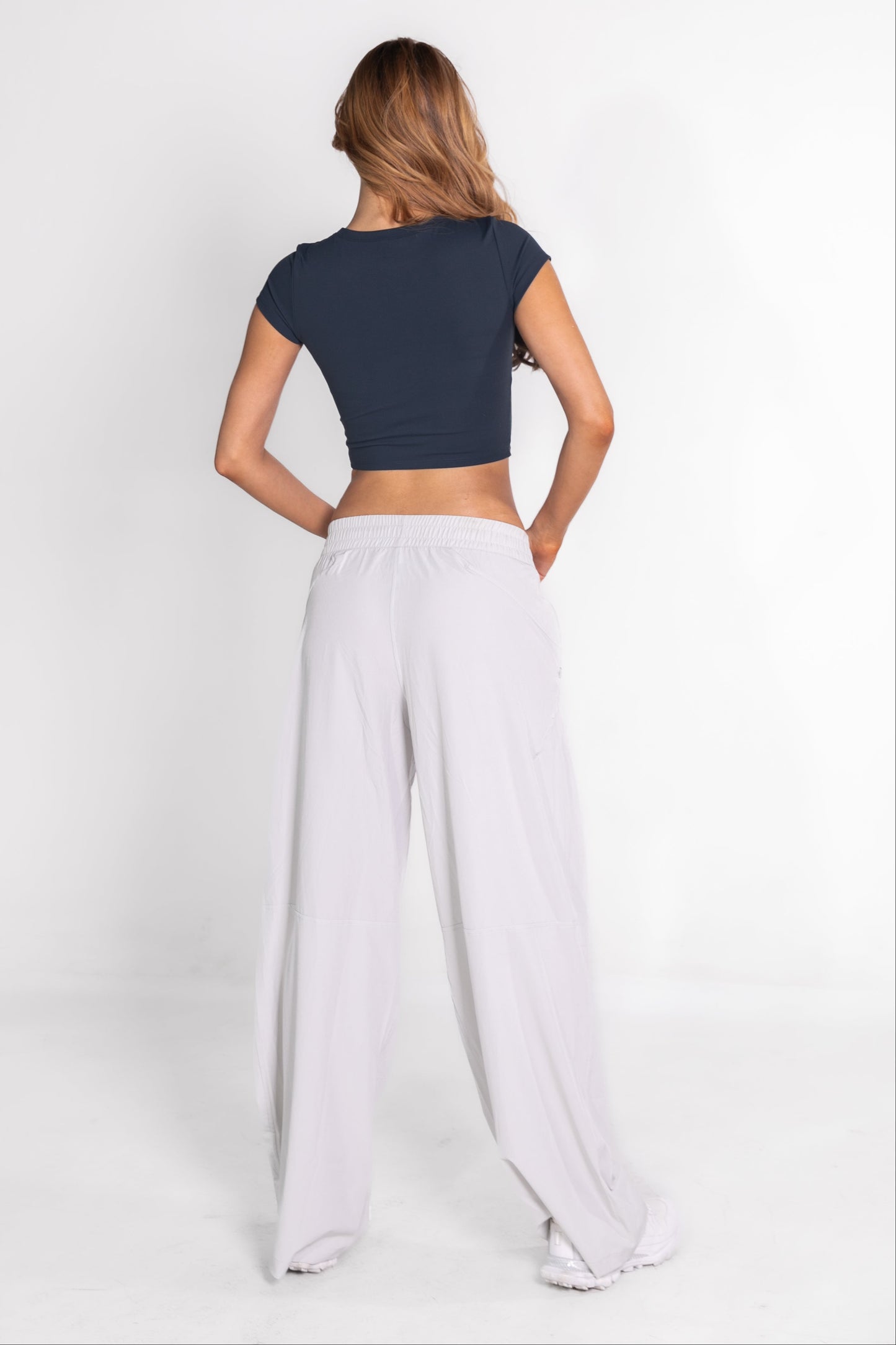 THE JESSIE PANTS - LIGHT GREY