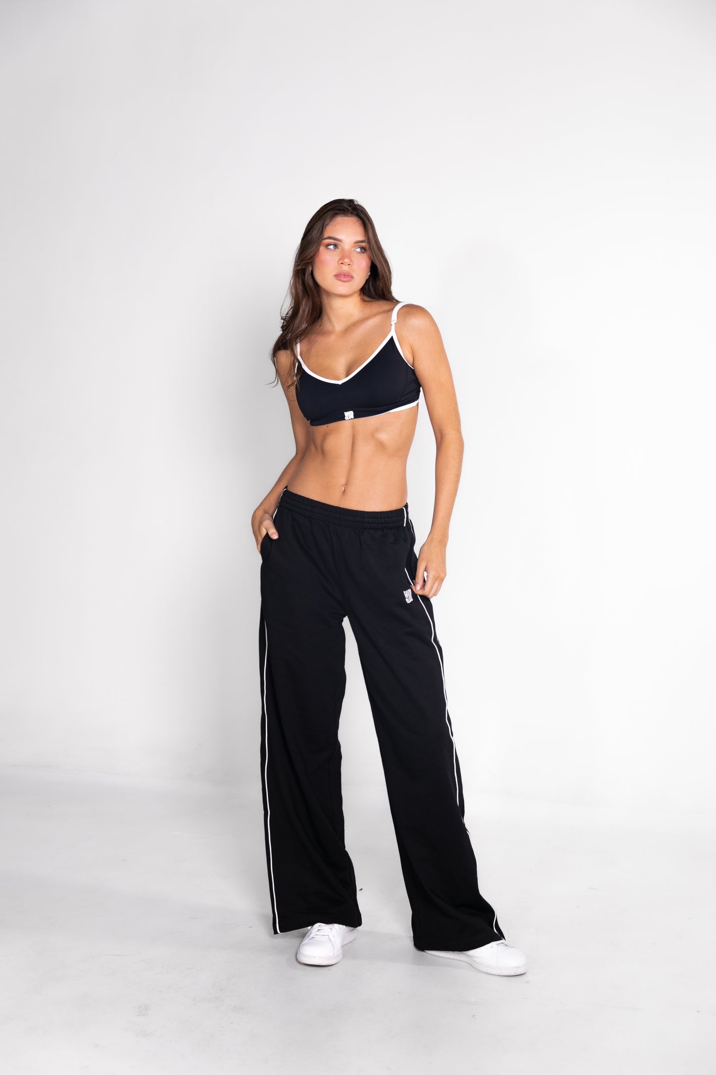 THE PHOEBE TOP - BLACK & WHITE