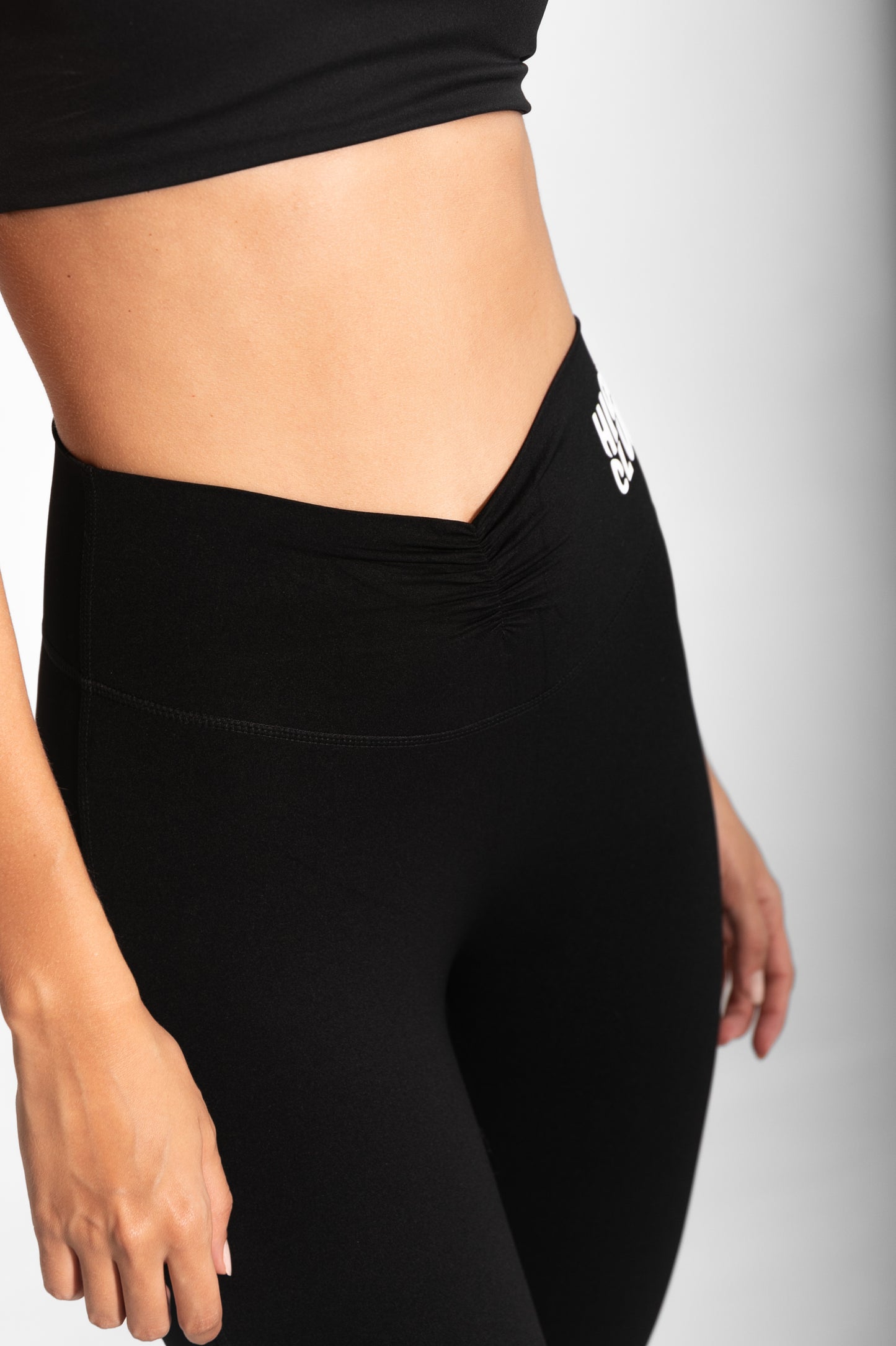 THE RUCHED LEGGINGS / BLACK