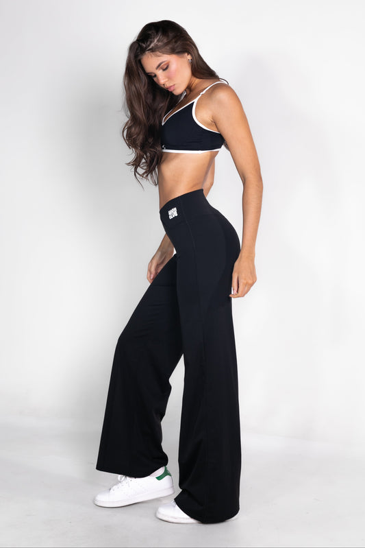 THE SCULPTING WIDE-LEG LEGGINGS / BLACK