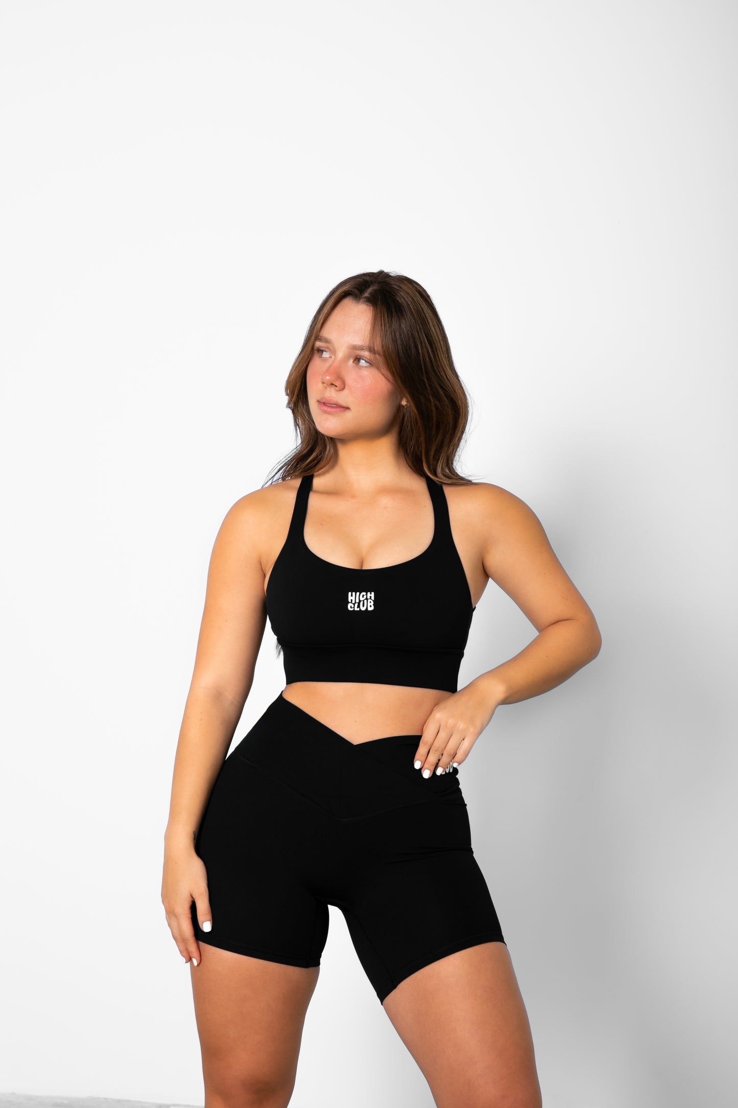 THE CROSS SPORTS BRA / BLACK