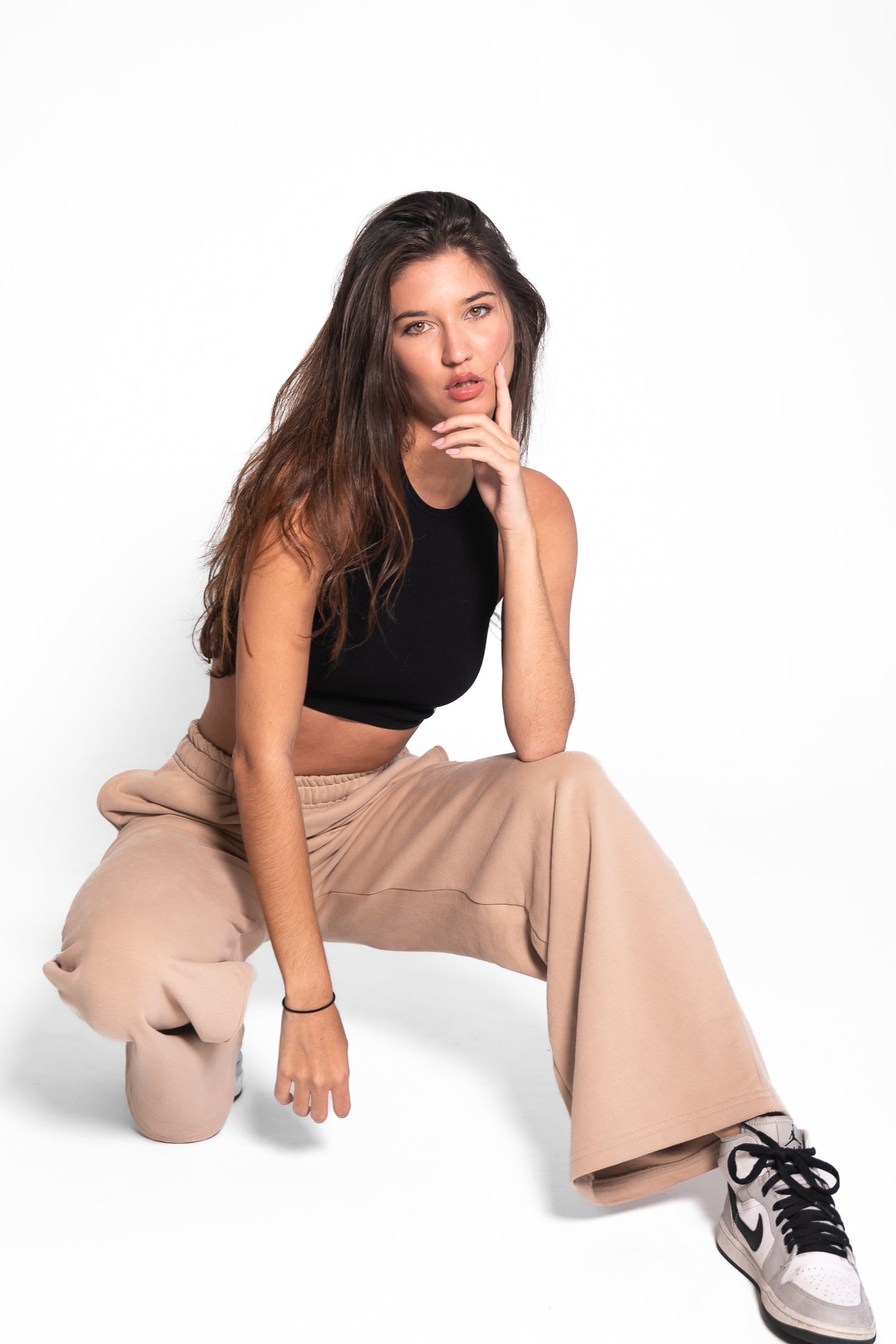 THE WIDE LEG PANTS / BEIGE