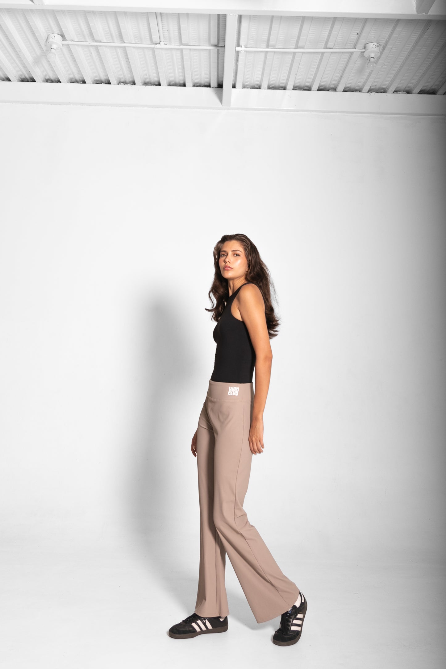 THE SOPHIA PANTS / BEIGE