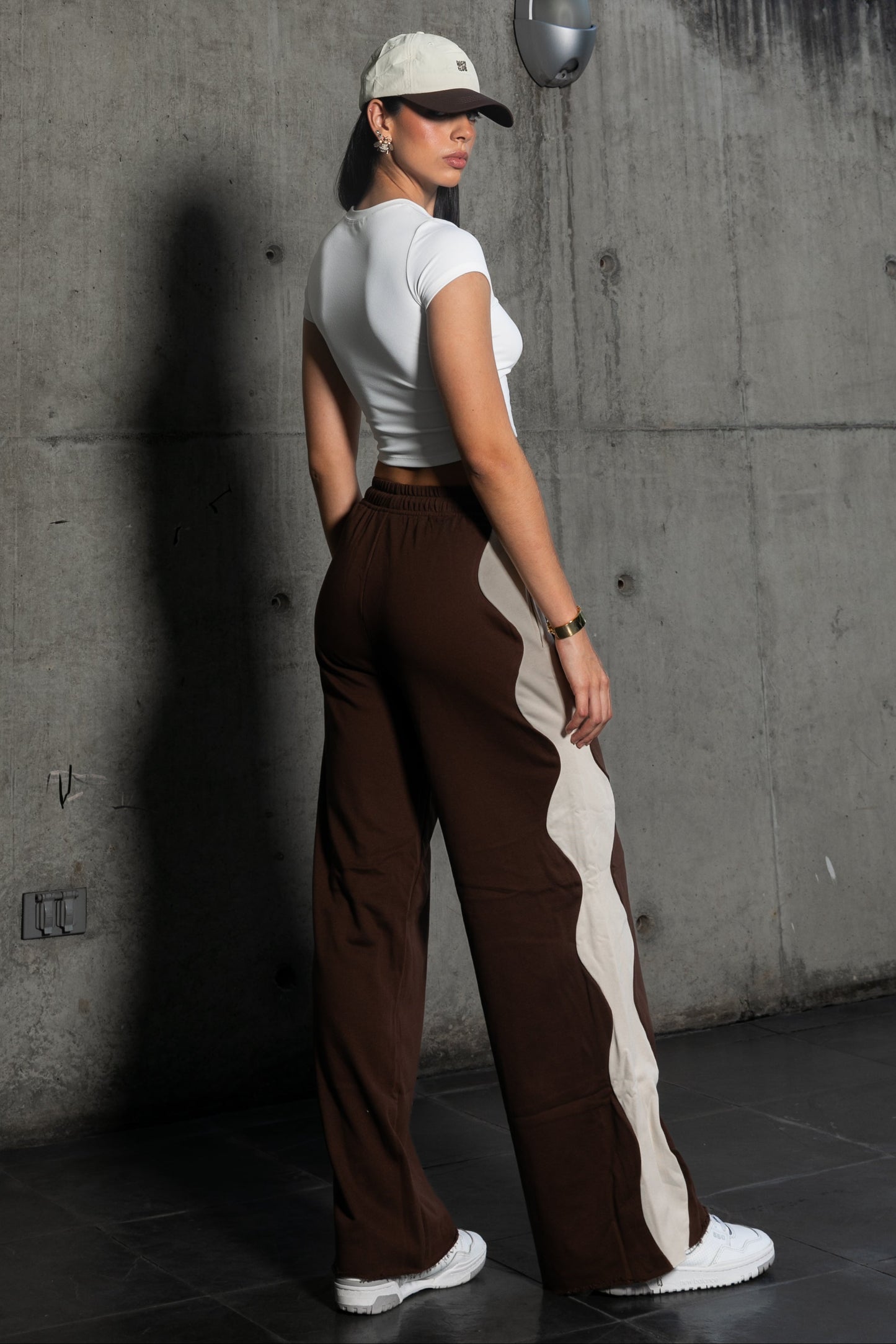 THE WAVY PALAZZO PANTS / ESPRESSO