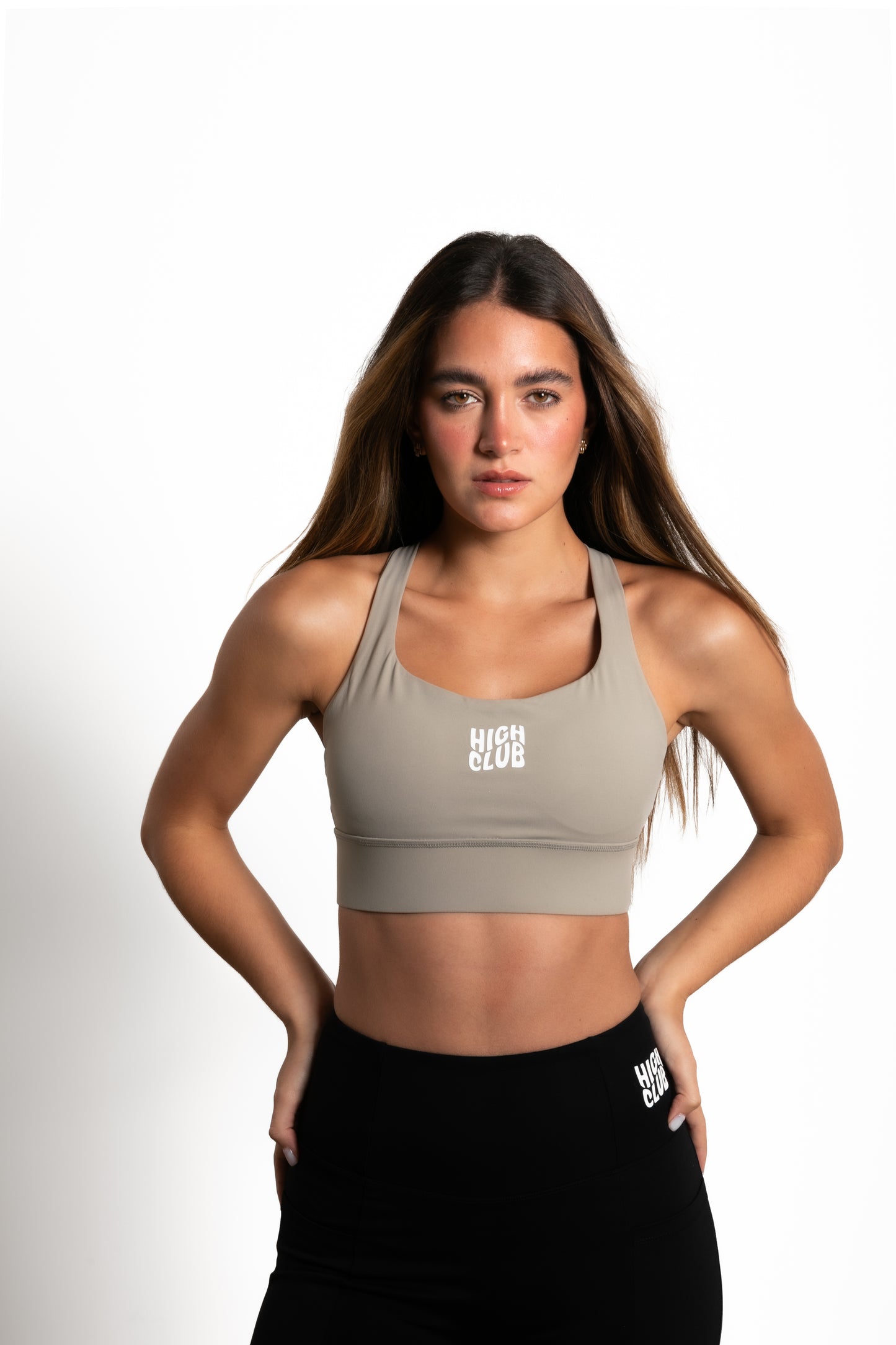 THE CROSS SPORTS BRA / BEIGE