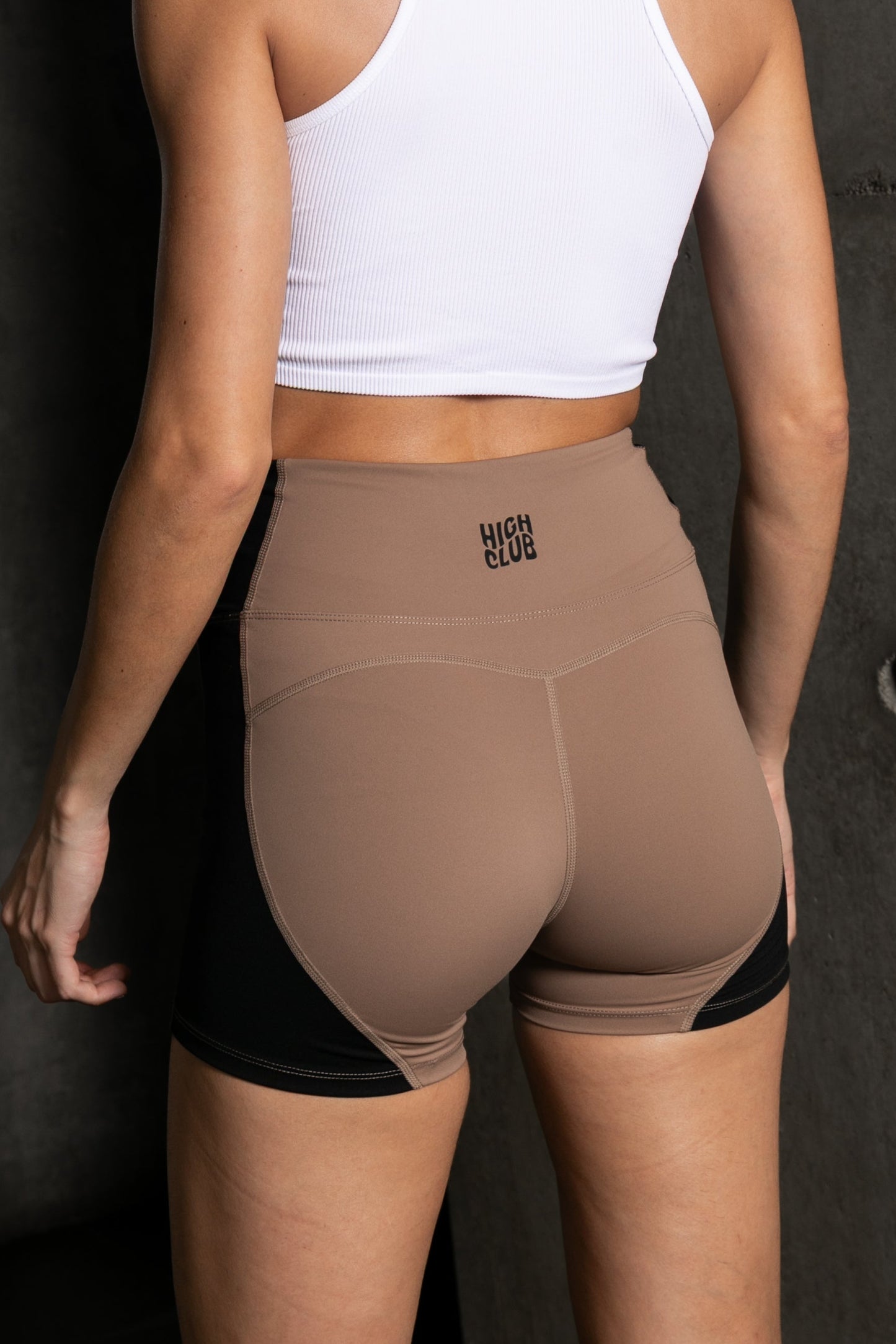 THE WAVY SHORTS / BLACK & BROWN