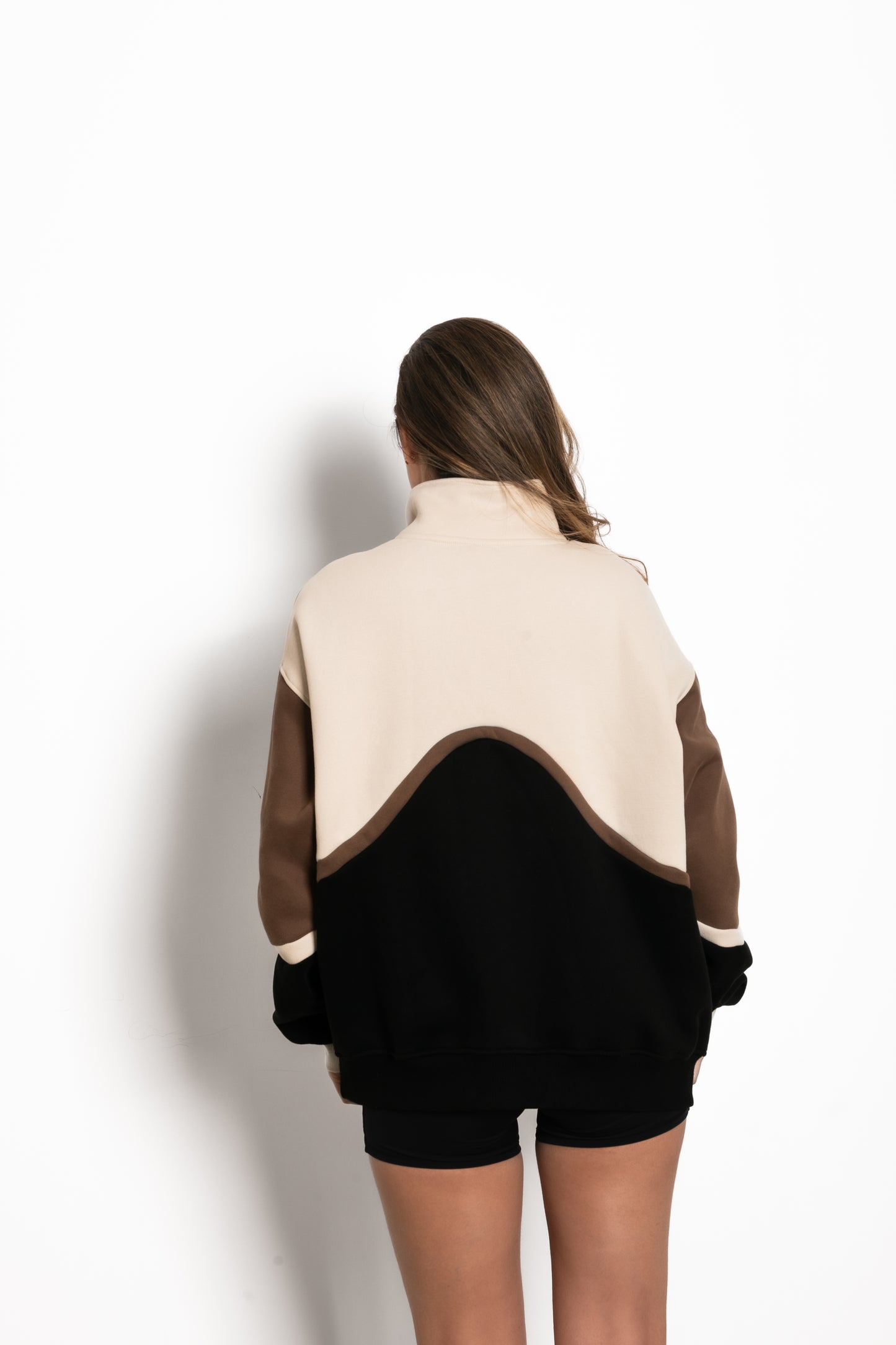 THE COLOR-BLOCK UNISEX SWEATER / BLACK & BROWN